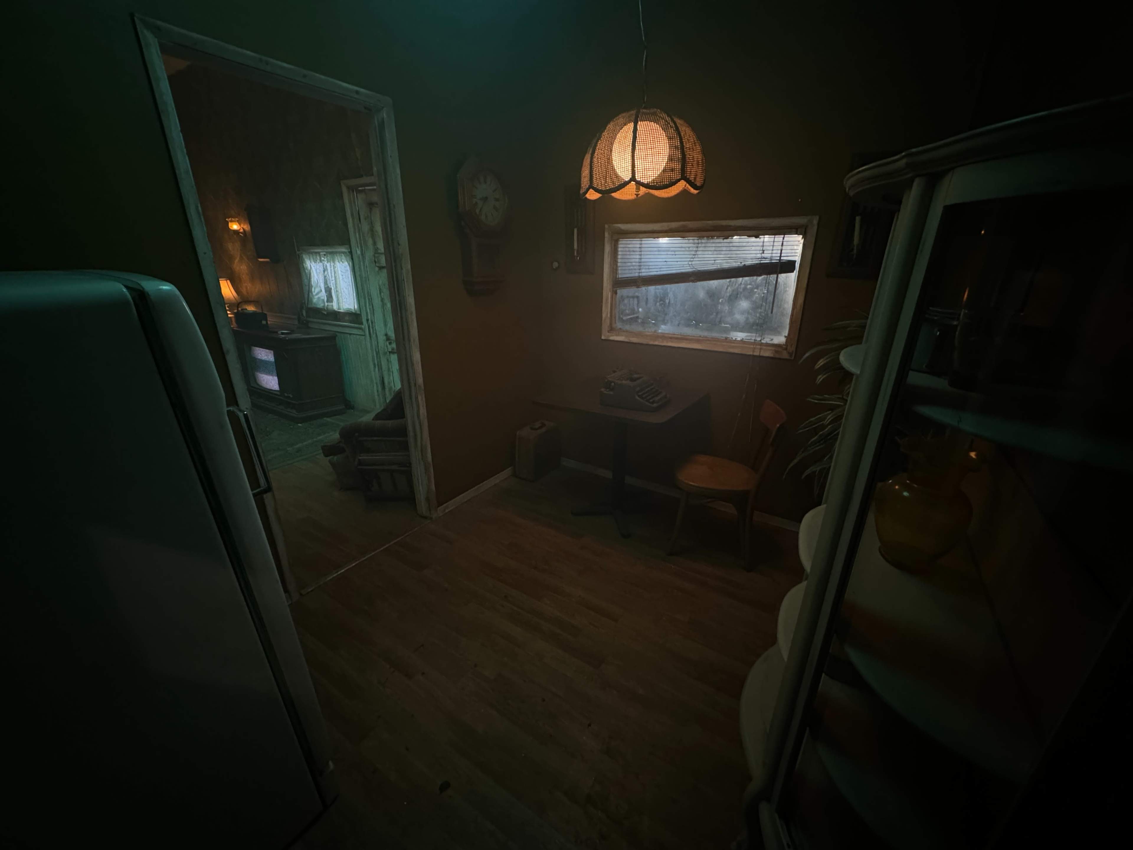 Grandma's Dingy apartment Image in Van Nuys, van nuys, CA