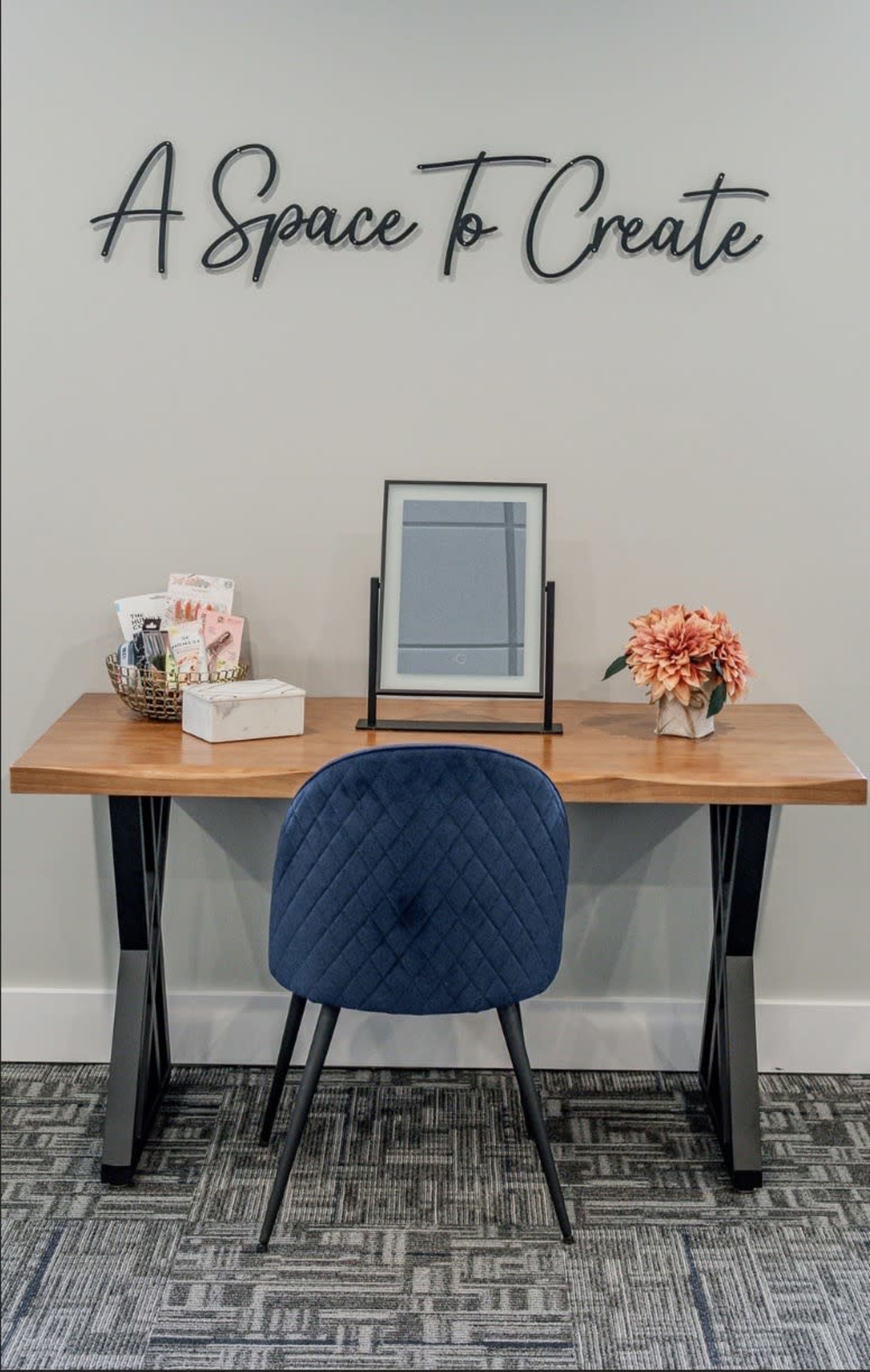 Professional 2,400 Sq Ft Soundstage with White Cyc | Detroit Film & Photo Studio Image in Farmington Hills, Farmington Hills, MI