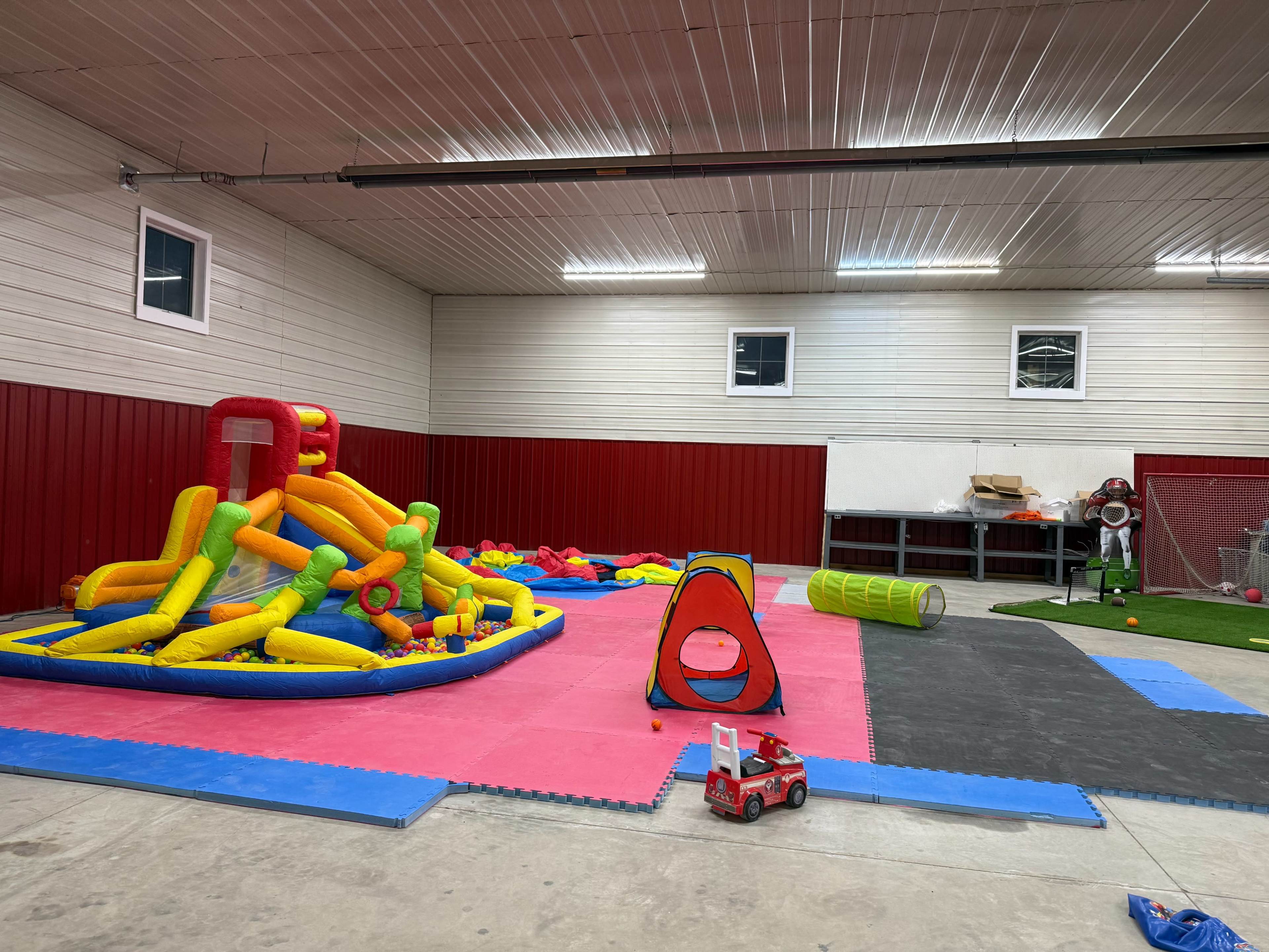 The Sports Xpress: Multi-Use Athletic & Event Facility Image in Oak Bluff, Oak Bluff, MB