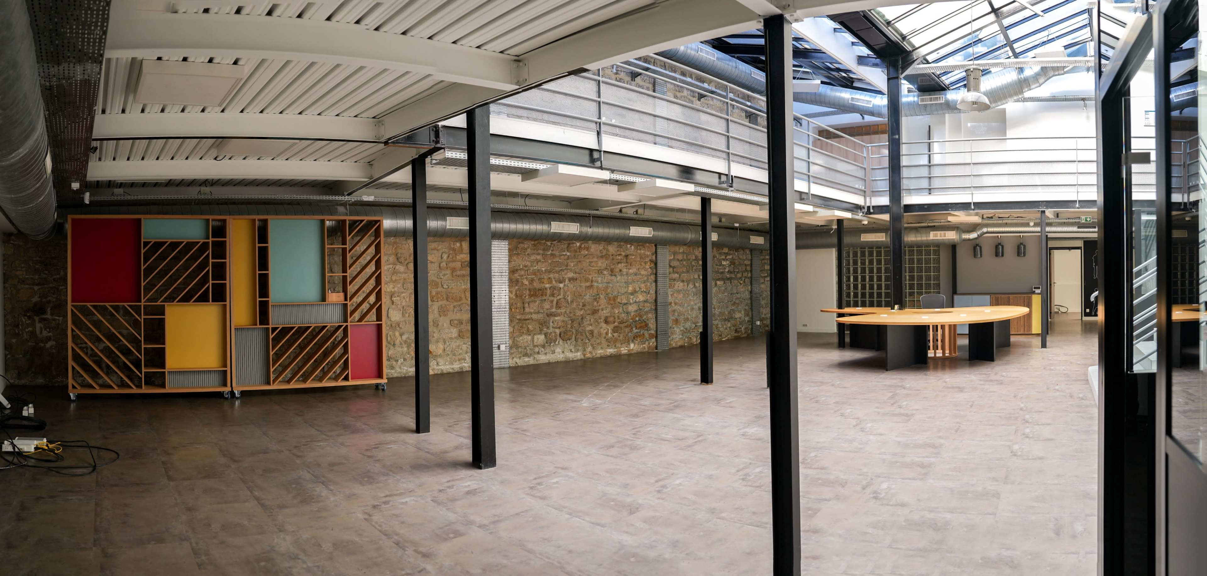 Magnifique Loft avec Verrière Image dans St Vincent de Paul, Paris, 