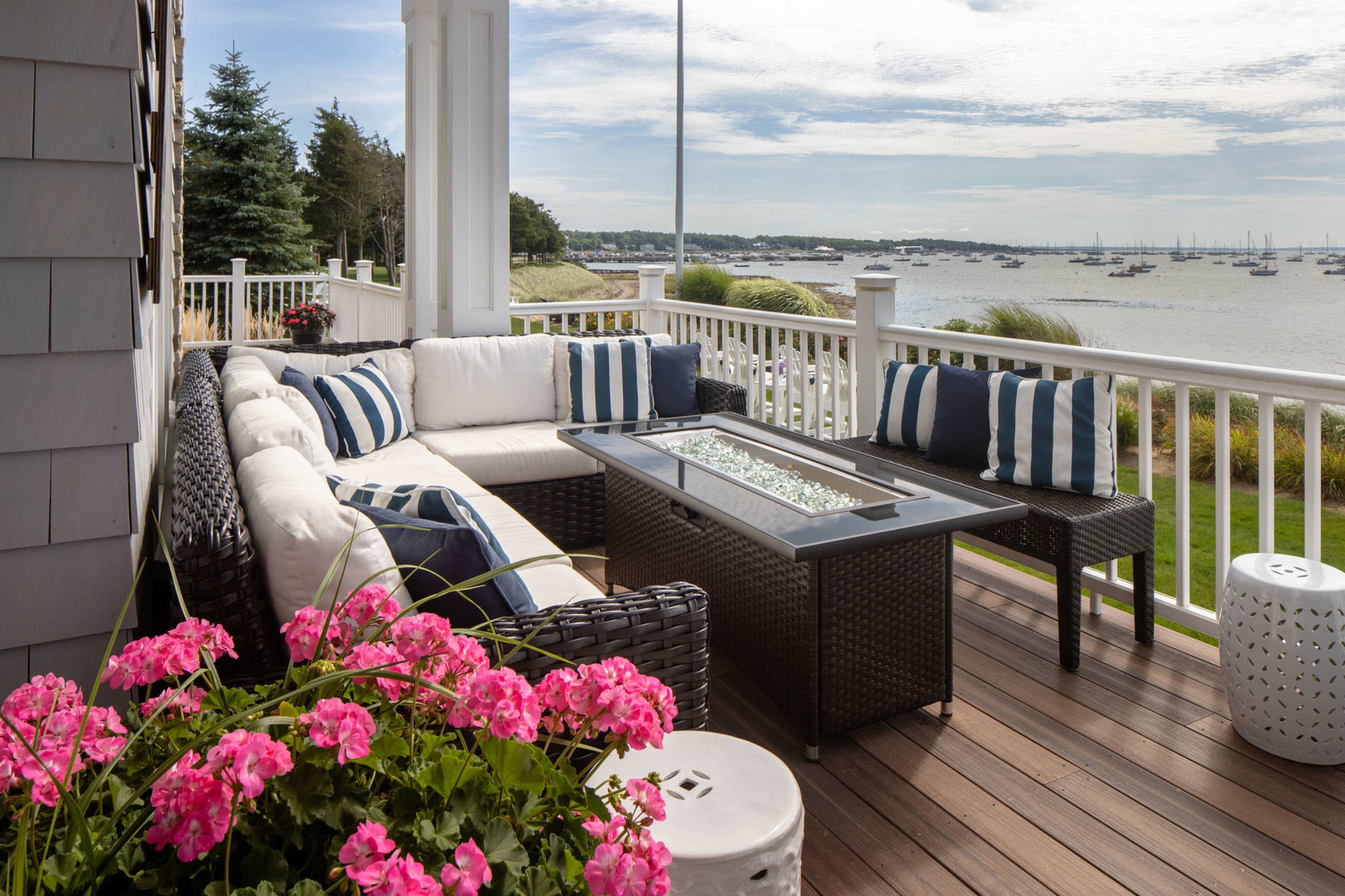 The Beachfront Estate: 360 Ocean Views, 5700 sqft Image in Mattapoisett Center, Mattapoisett, MA