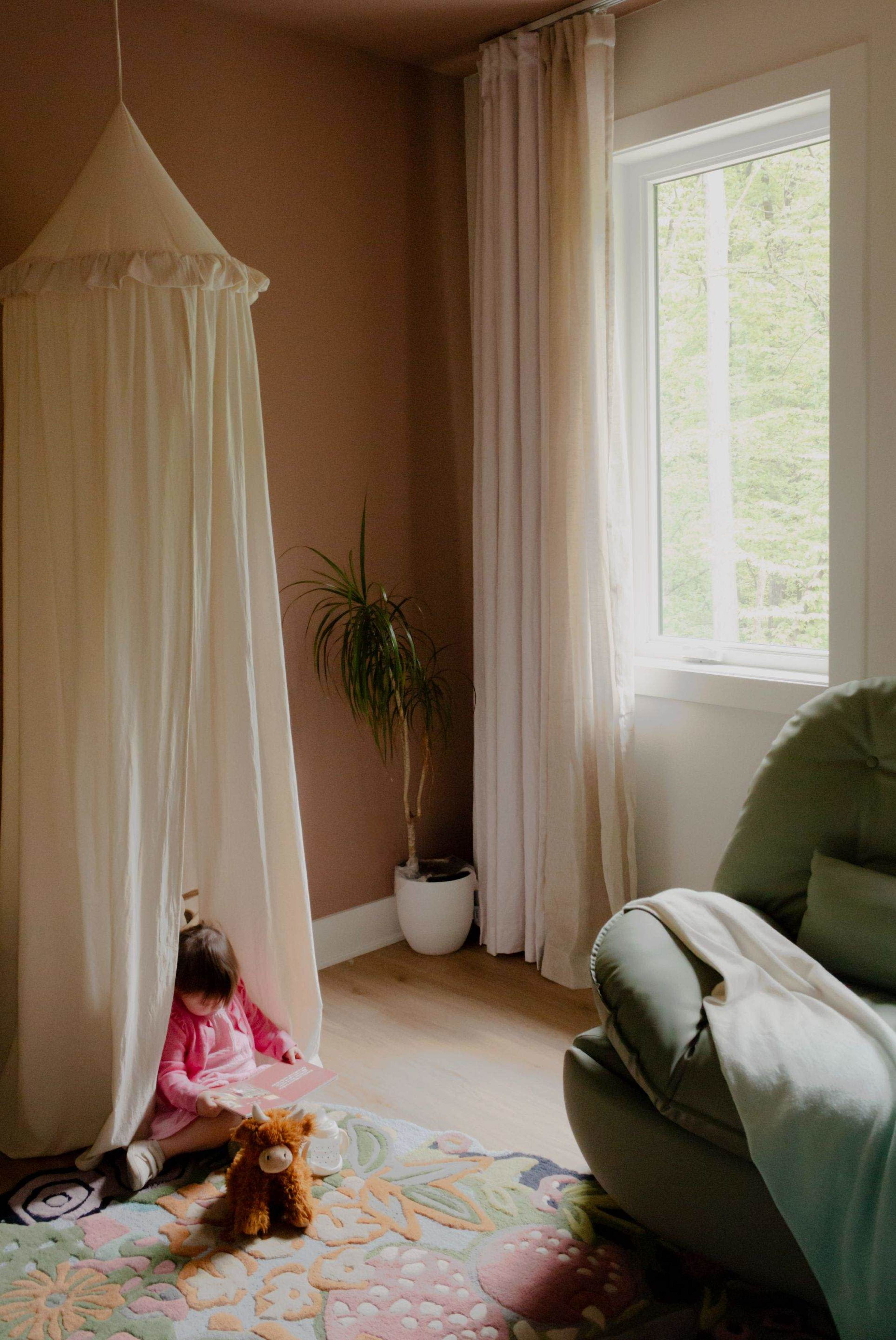 Scenic Midcentury Ranch in the Woods Image in , Pleasant Hill, IA