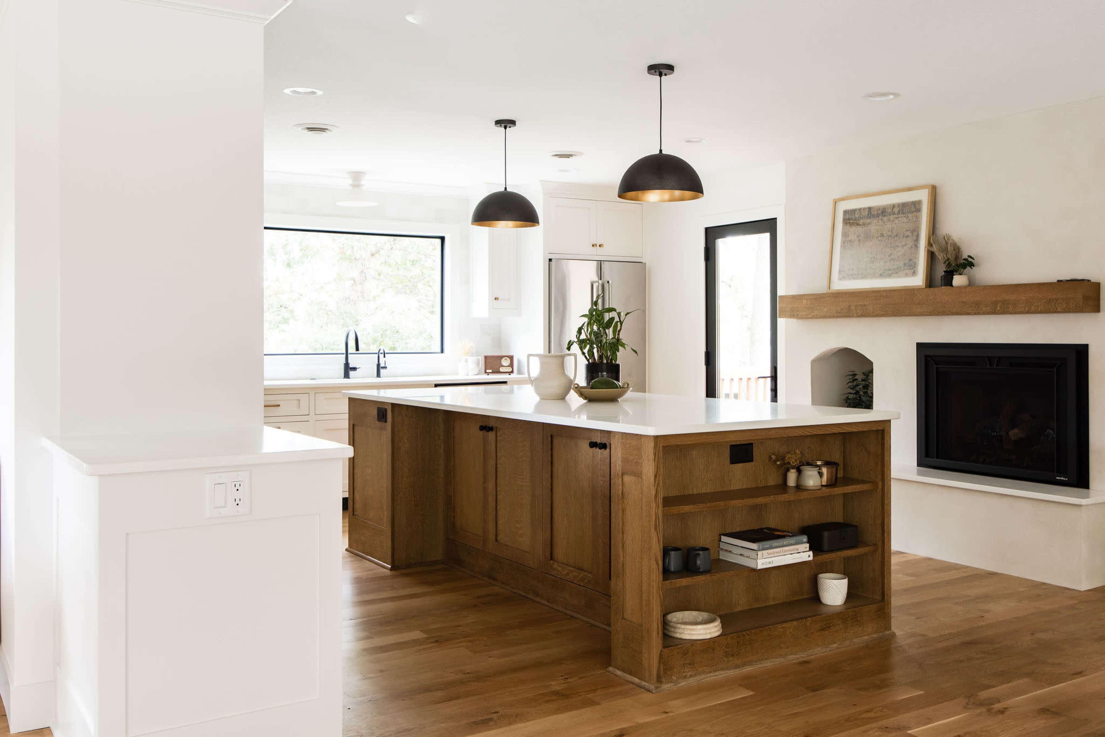 1960s Rambler with Freshly Renovated Transitional Finishes Image in Golden Valley, Golden Valley, MN