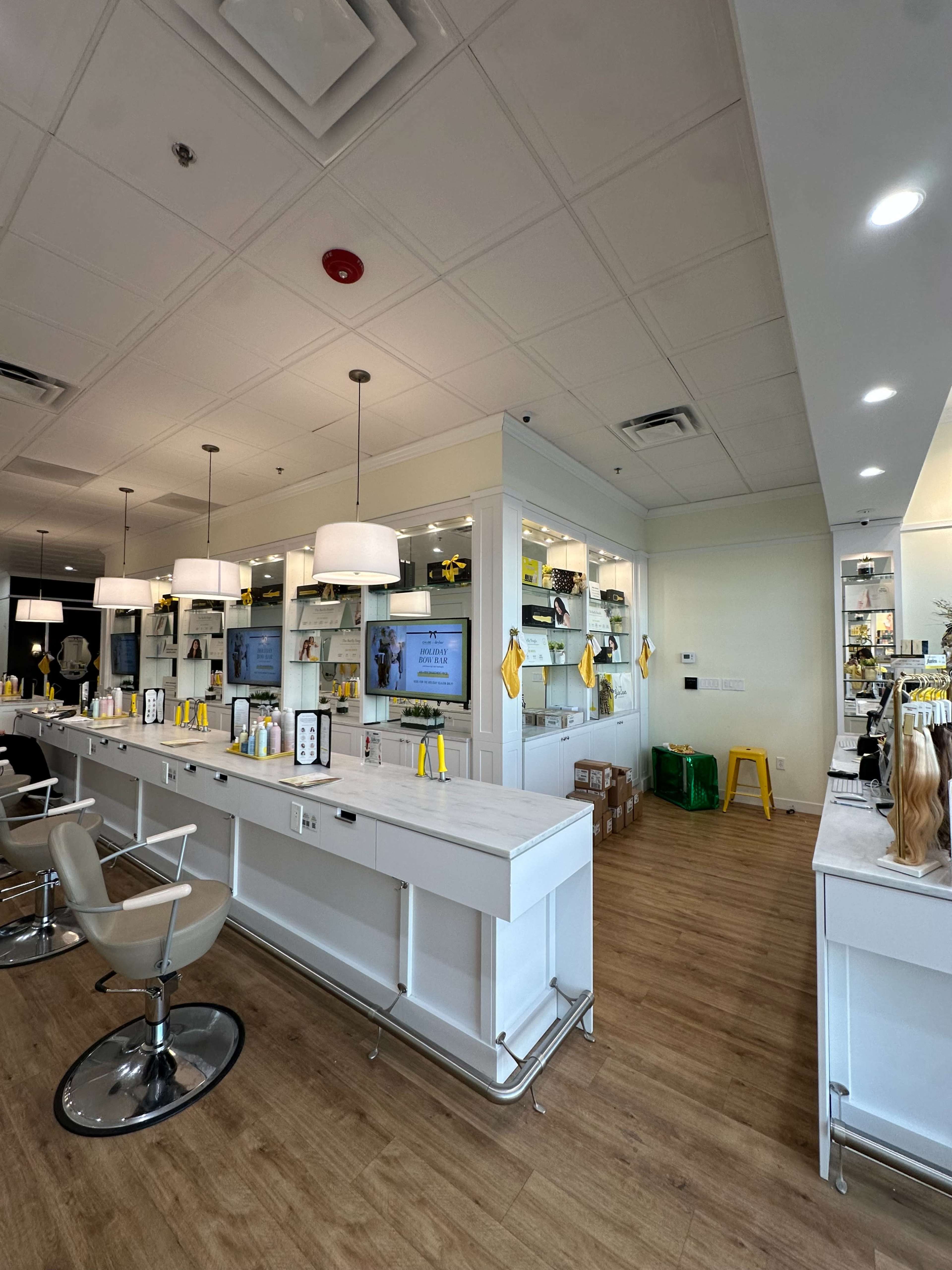 Modern Beauty Studio & Education Space for Workshops, Trainings & Classes Image in Milton Township, Wheaton, IL