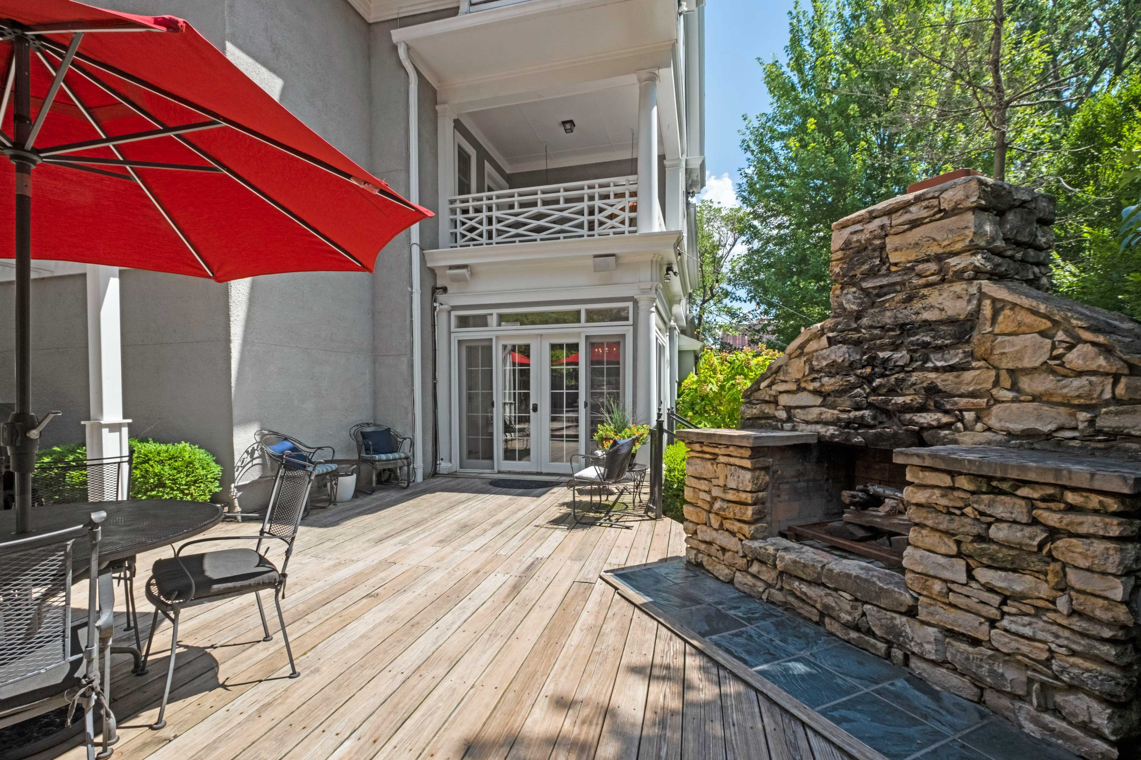 Charming Sunroom & Patio Event Space walking distance to the Plaza! Image in Southmoreland, Kansas City, MO