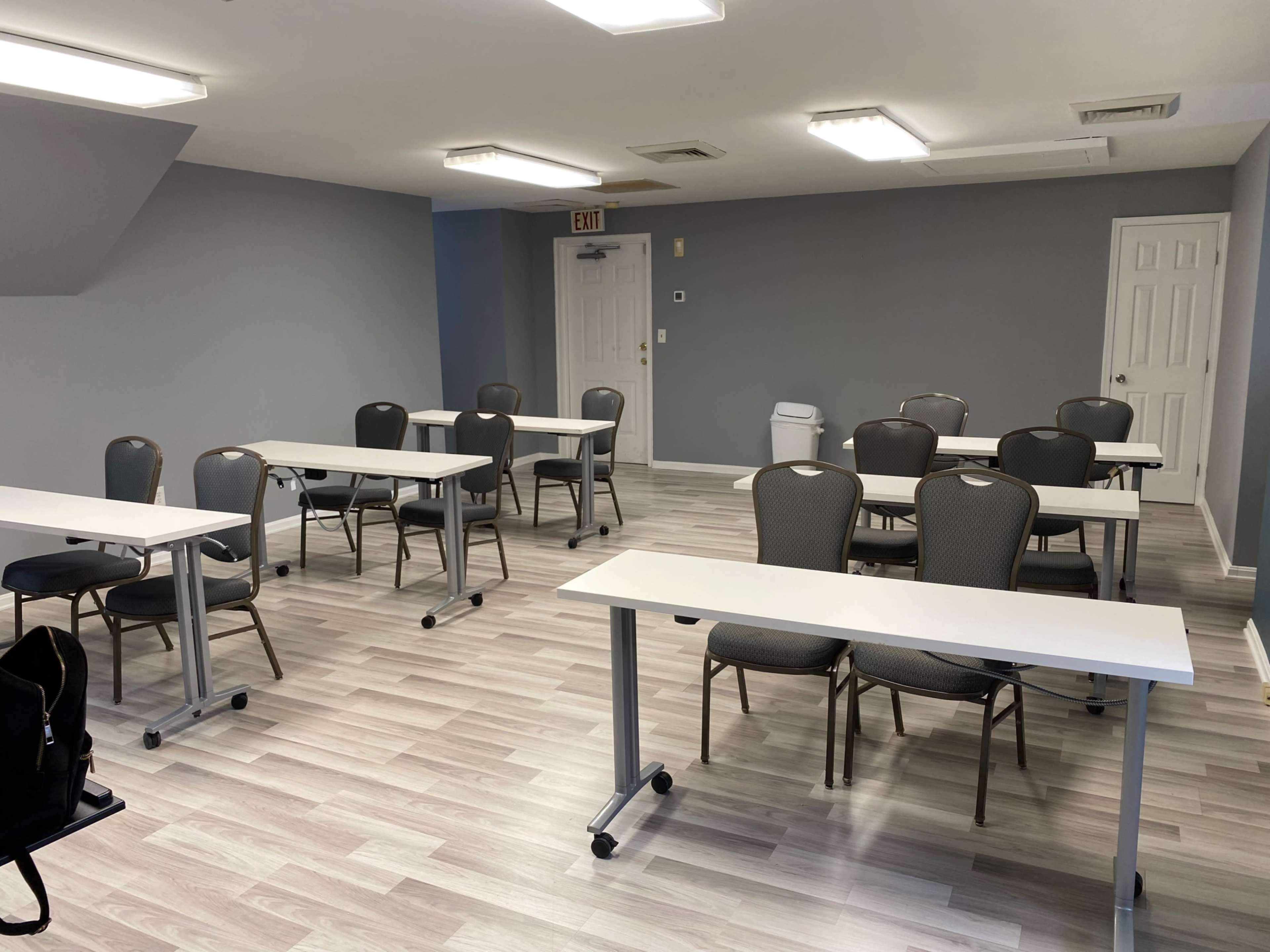 Training /Conference room Available on hourly basis. Image in Rose Hill, Alexandria, VA