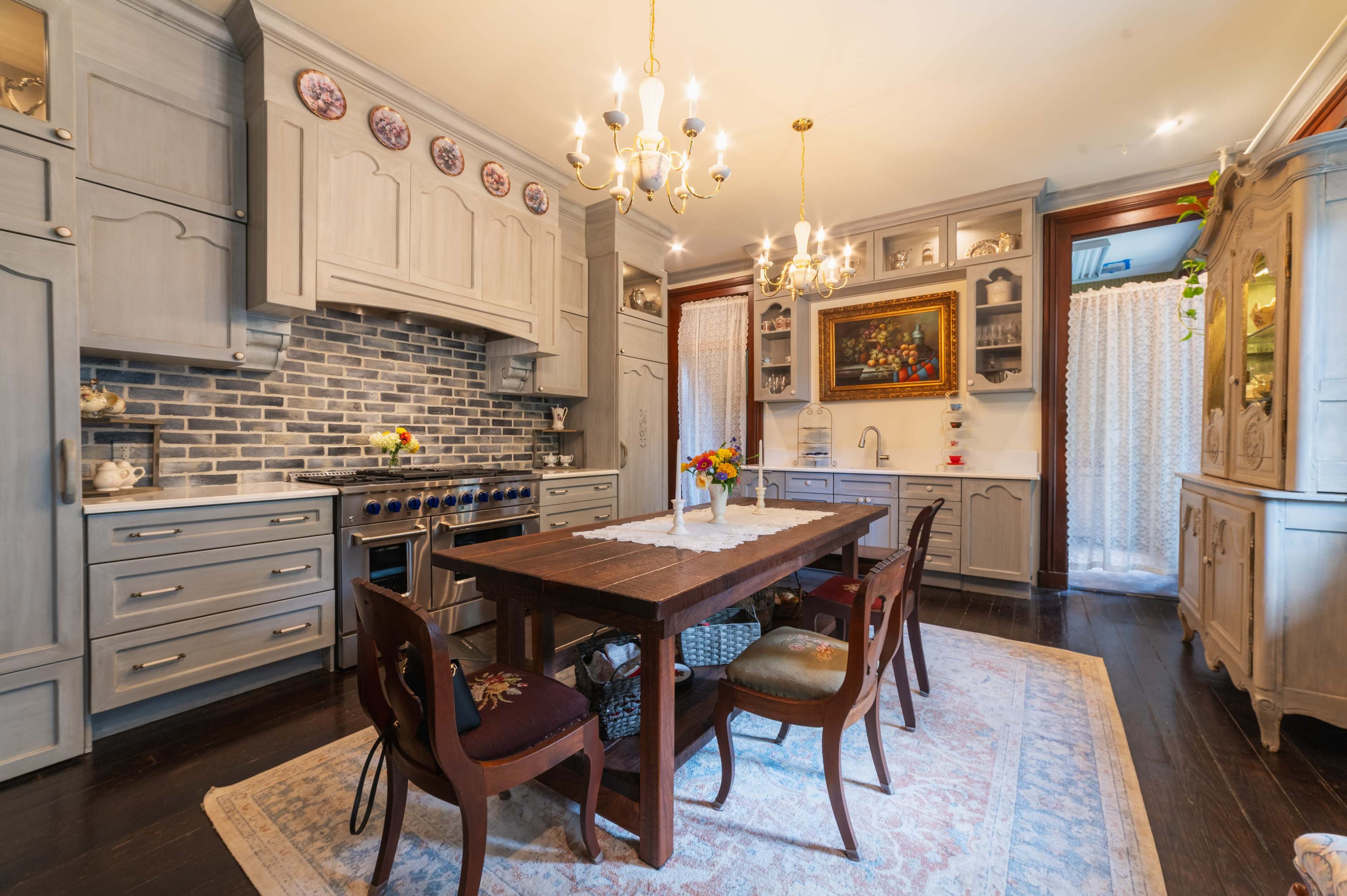 Bossler Mansion – Historic Venue for Events & Photoshoots Image in Historic Inner East, Dayton, OH