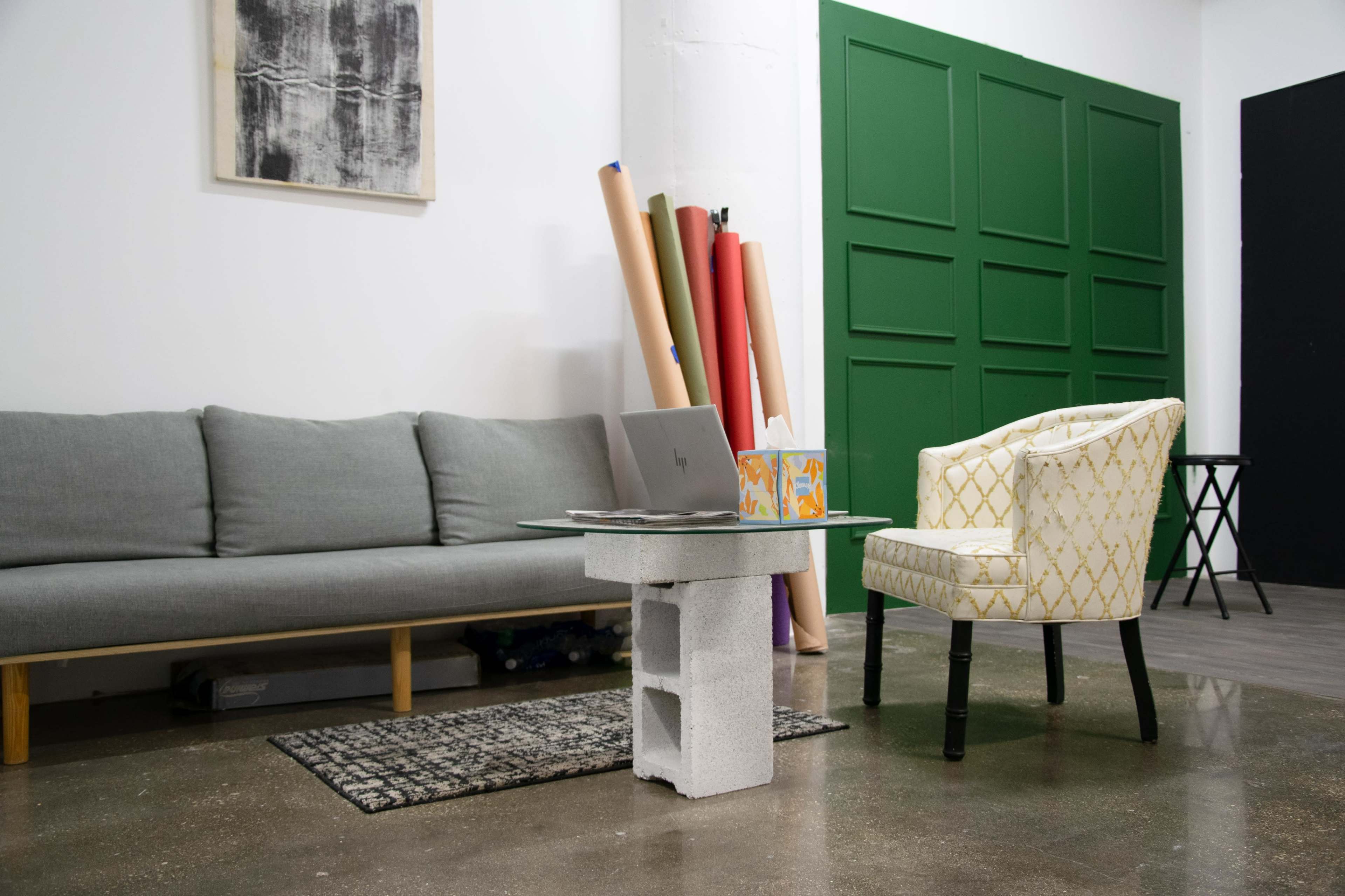 Custom-Built Photography Sets in Pilsen w/TETHER STATION Image in Lower West Side, Chicago, IL