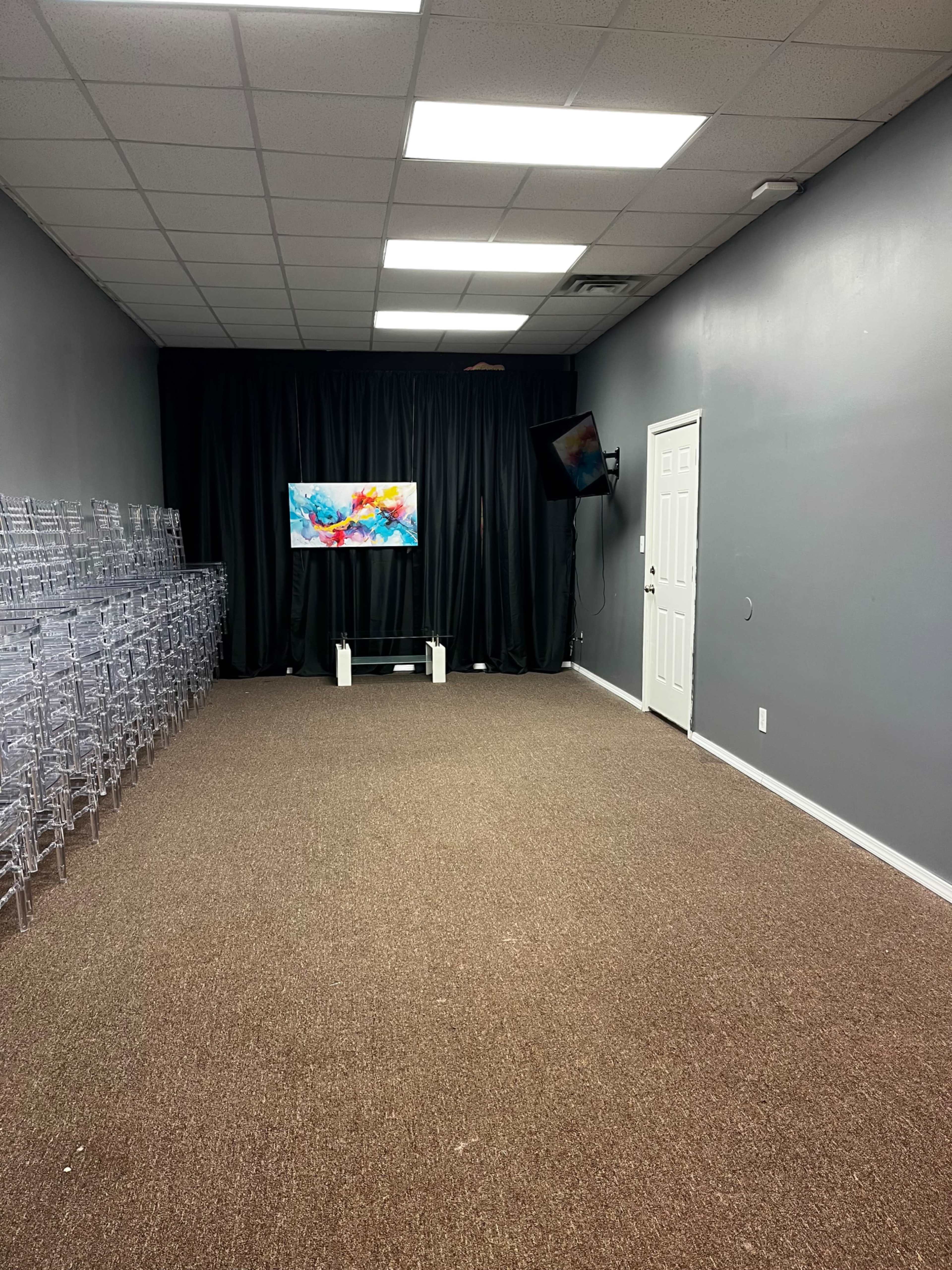 Urban Studio with Cozy Vibes and Custom Chalk Wall Image in Dexter-Fenkell, Detroit, MI