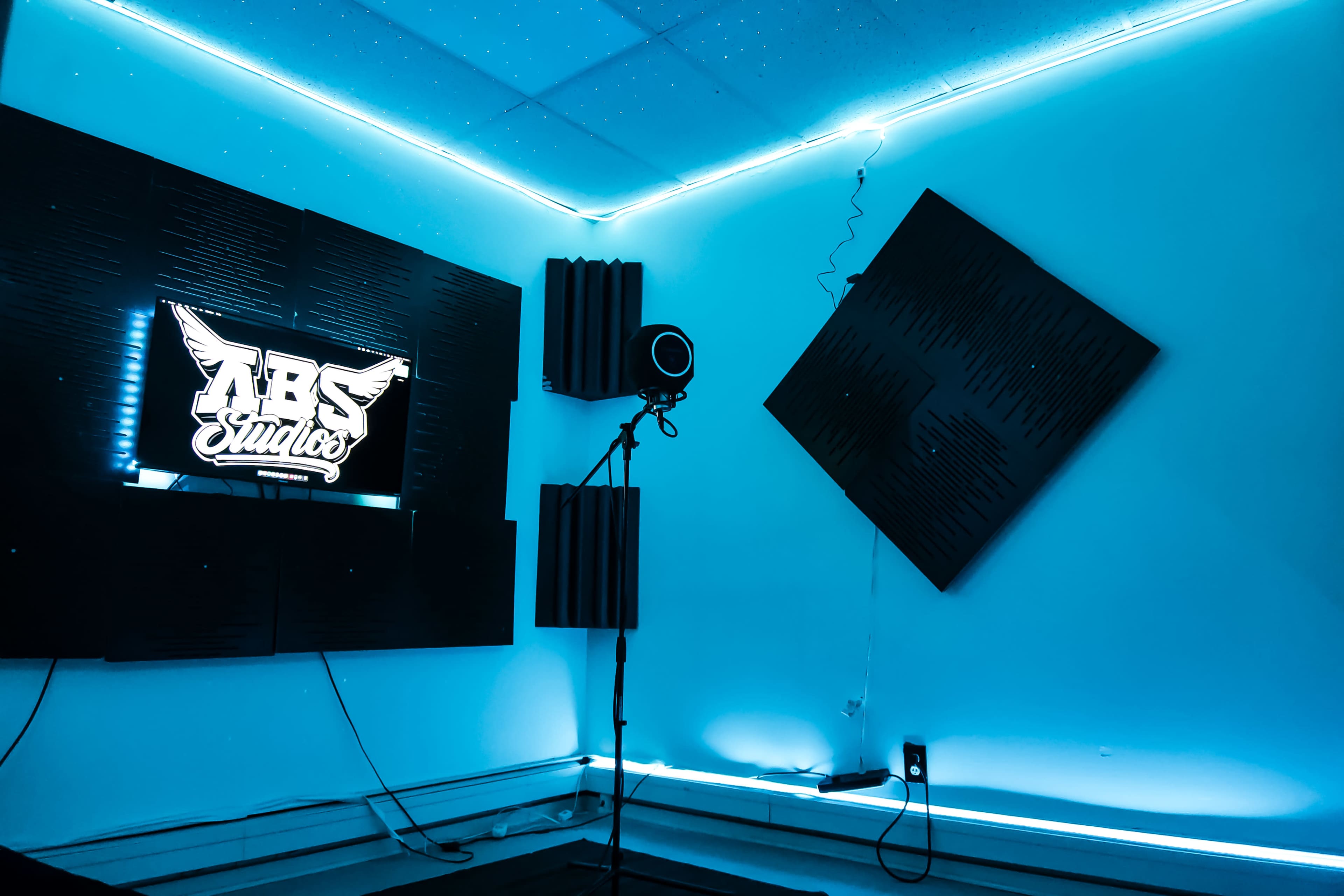 Urban Recording Studio Image in South Nashville, Nashville, TN