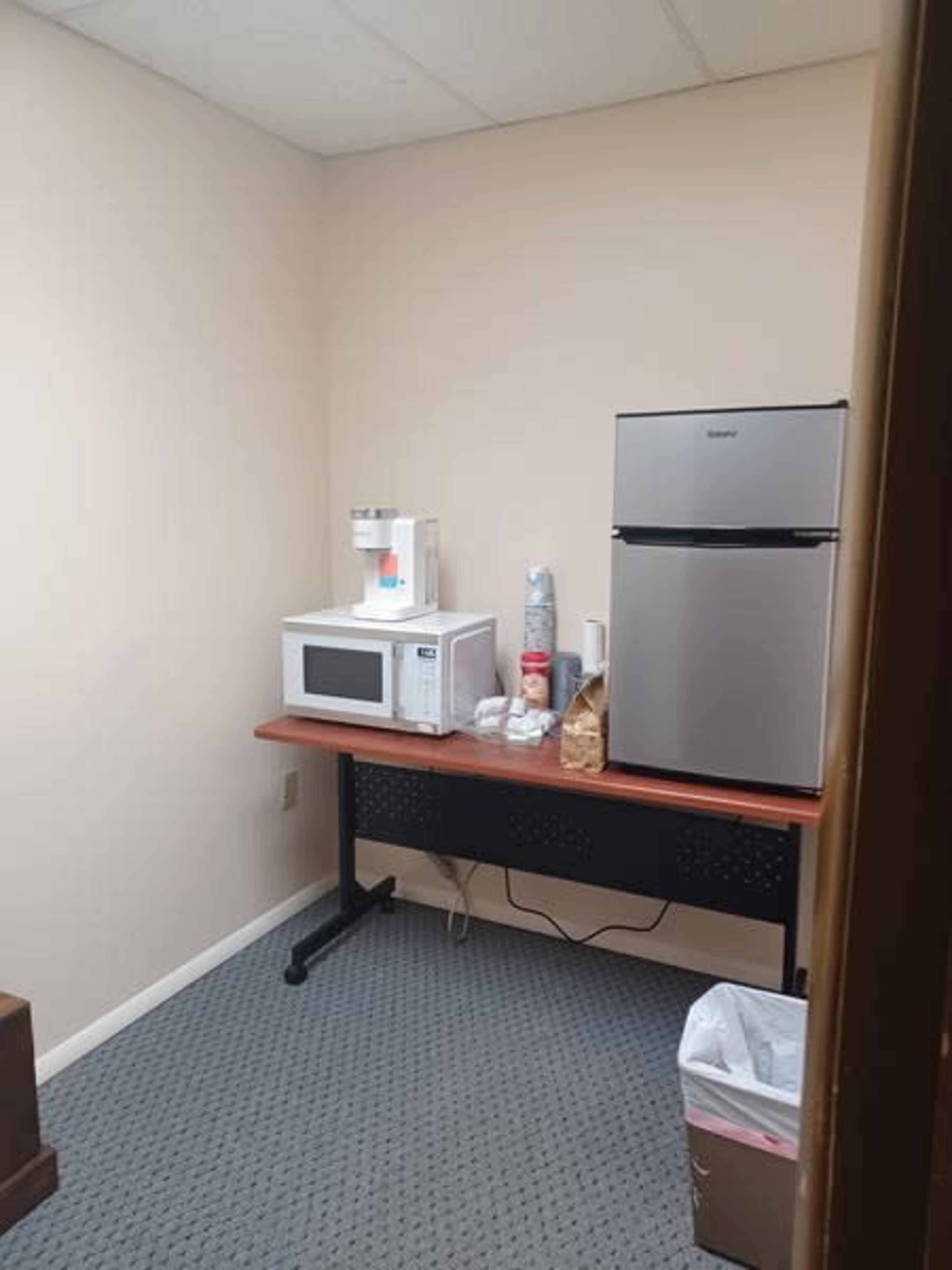 Meeting room for 12 to 20 people w/flat screen and white board Image in Miami Township, Milford, OH