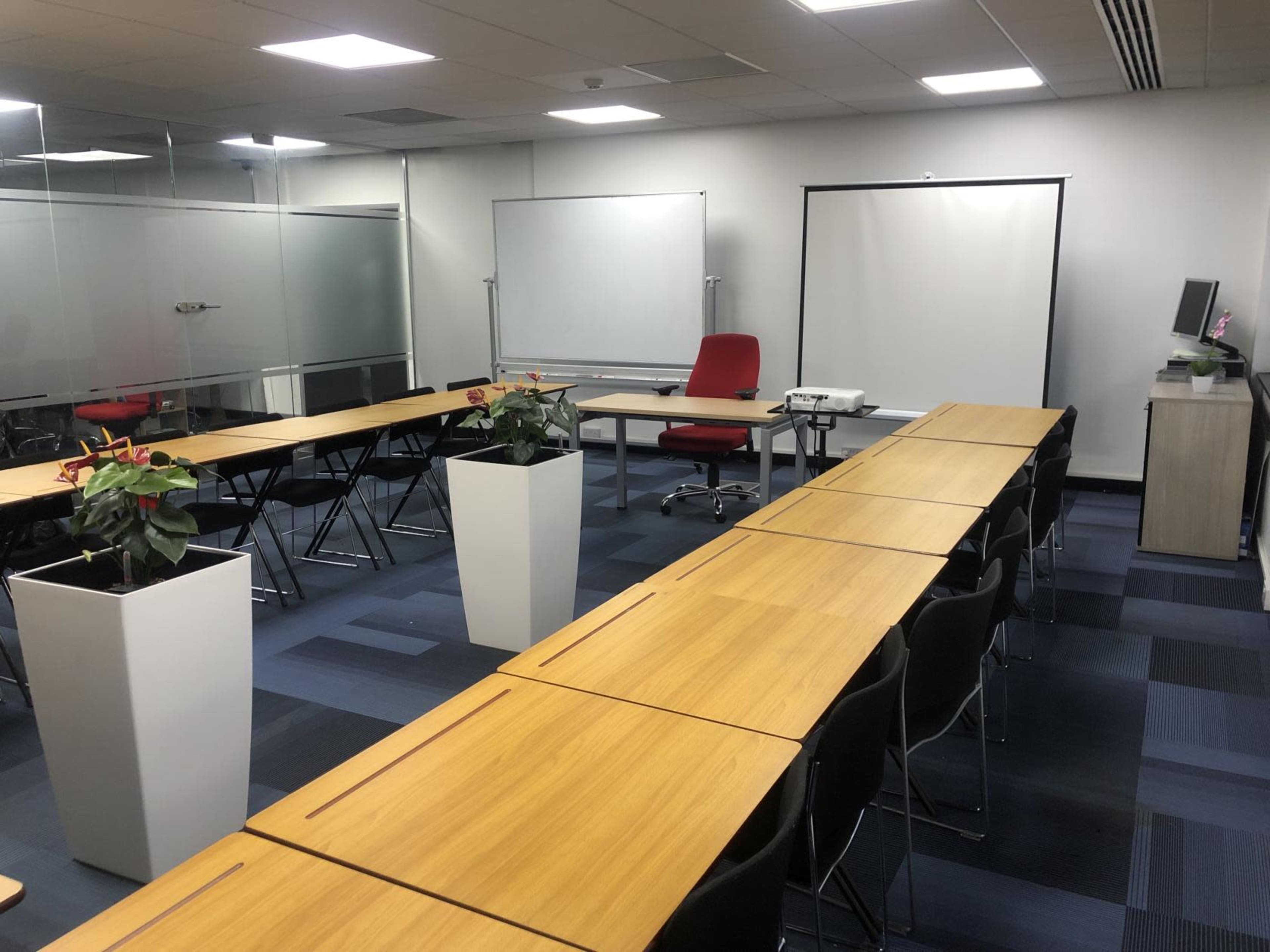 Affordable East London Event Space – Flexible Layout, Natural Light, Great Location Image in Stratford, London, ENG