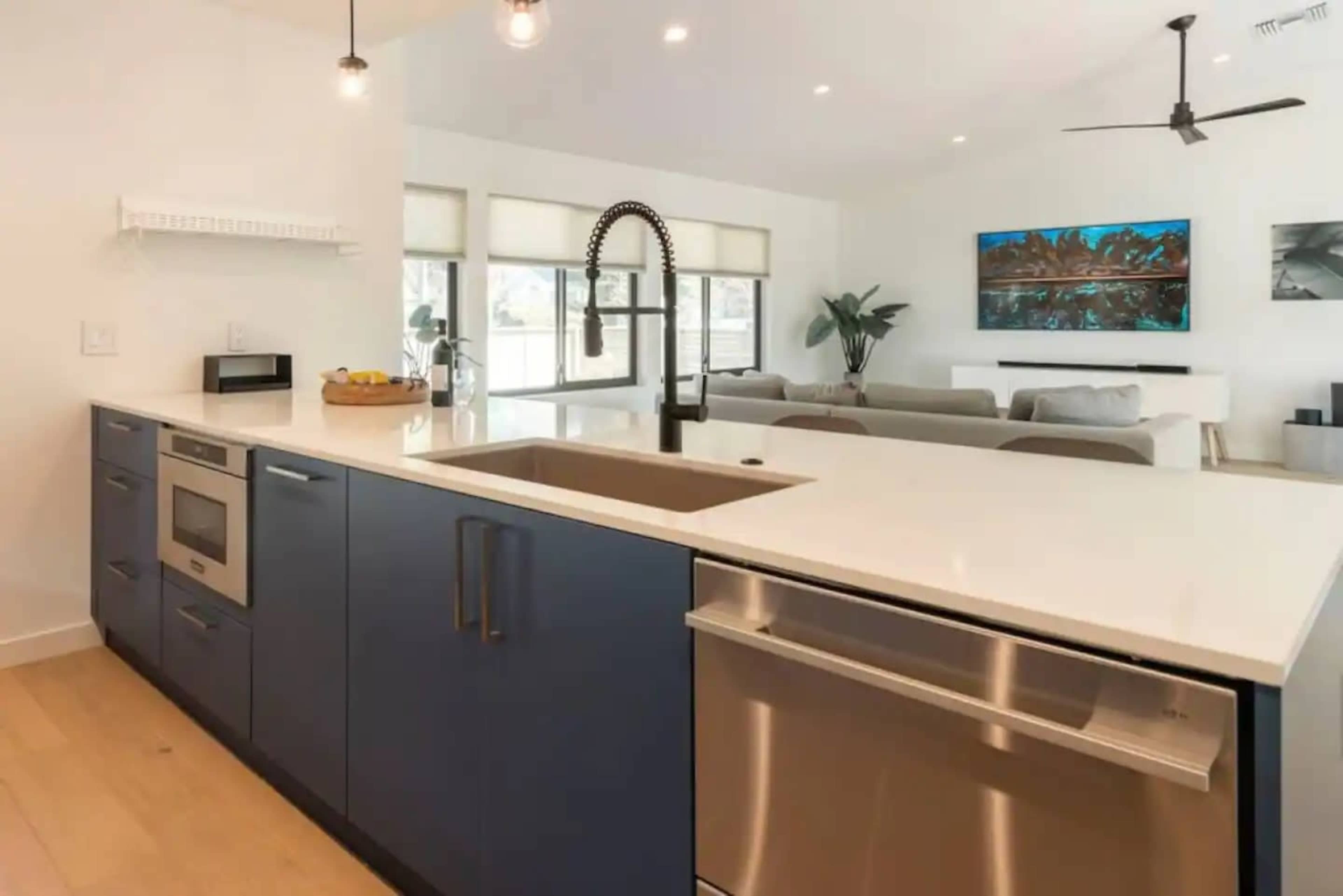 Stunning Modern Home in Hip Enclave near DT Orlando Image in Park Lake/Highland, Orlando, FL