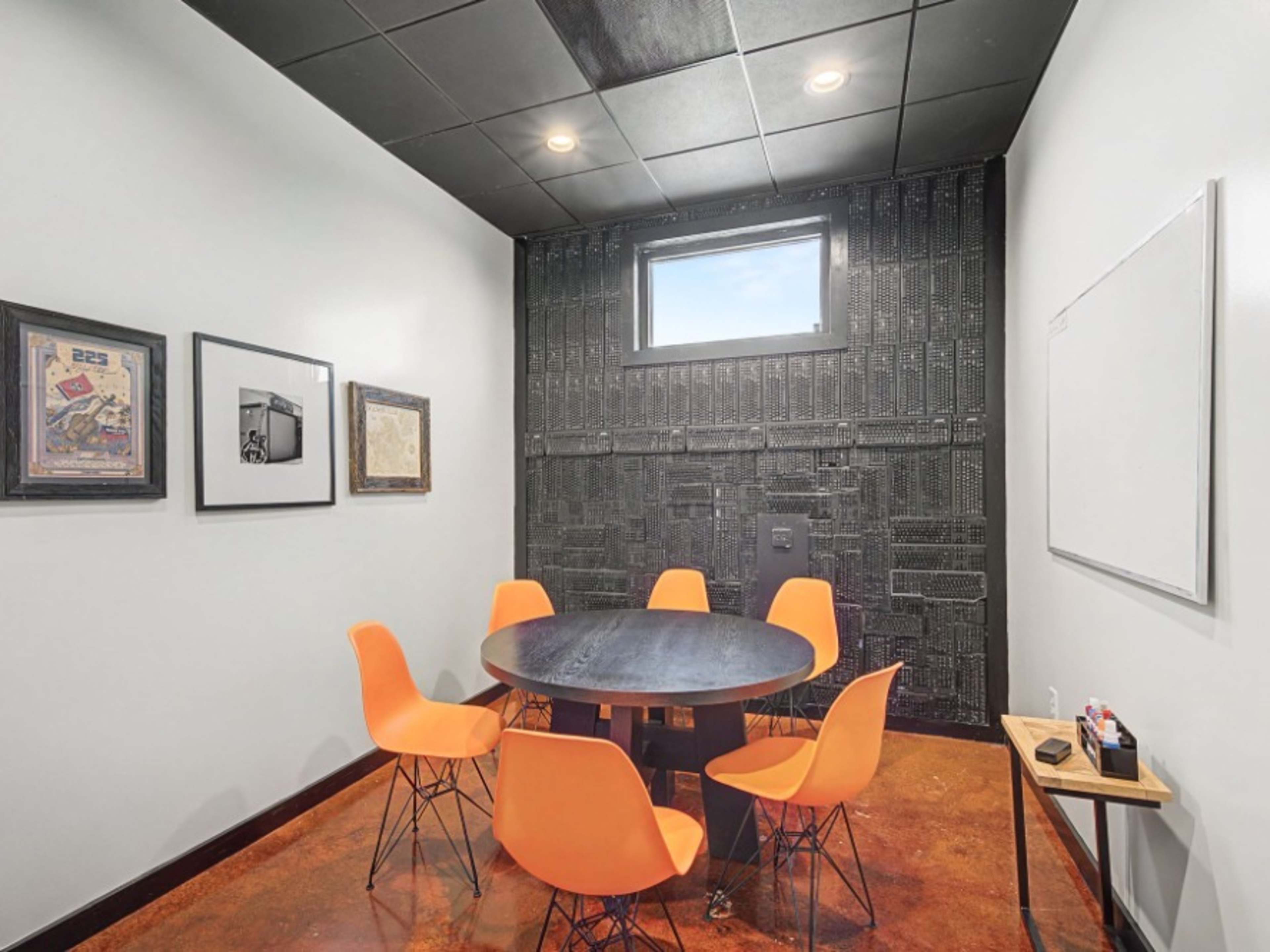Private Meeting Room 