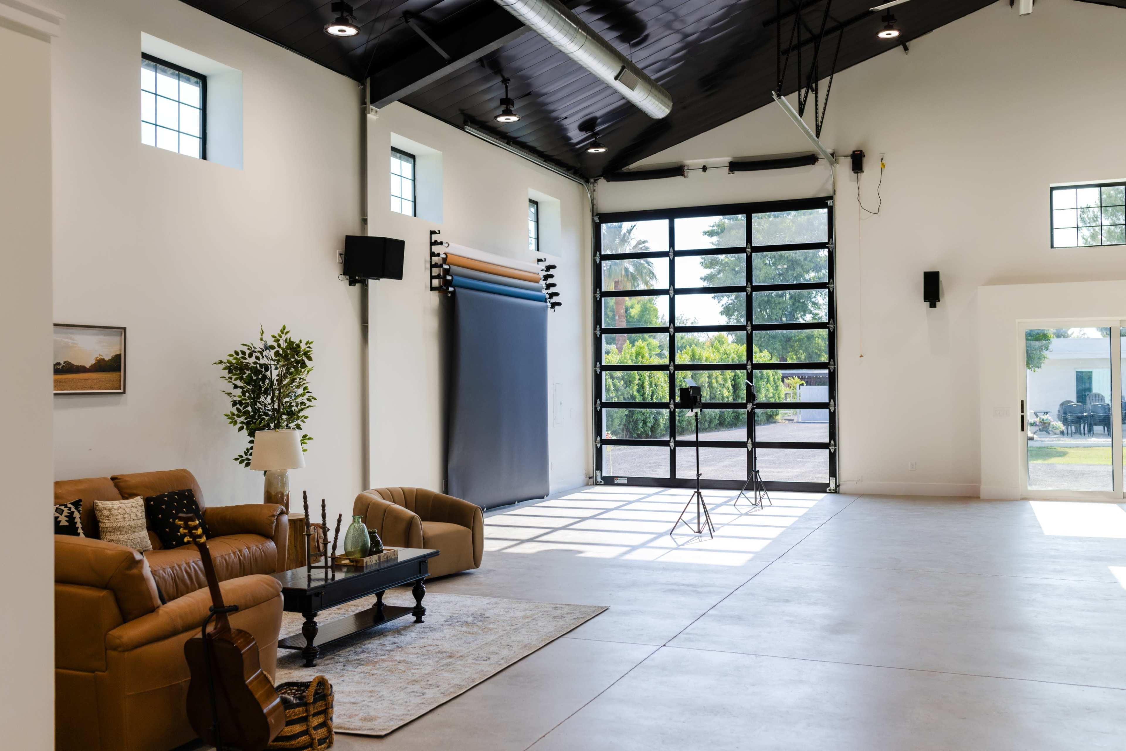 Gilbert Farm with Barnhouse and Pasture Image in Gilbert, Gilbert, AZ