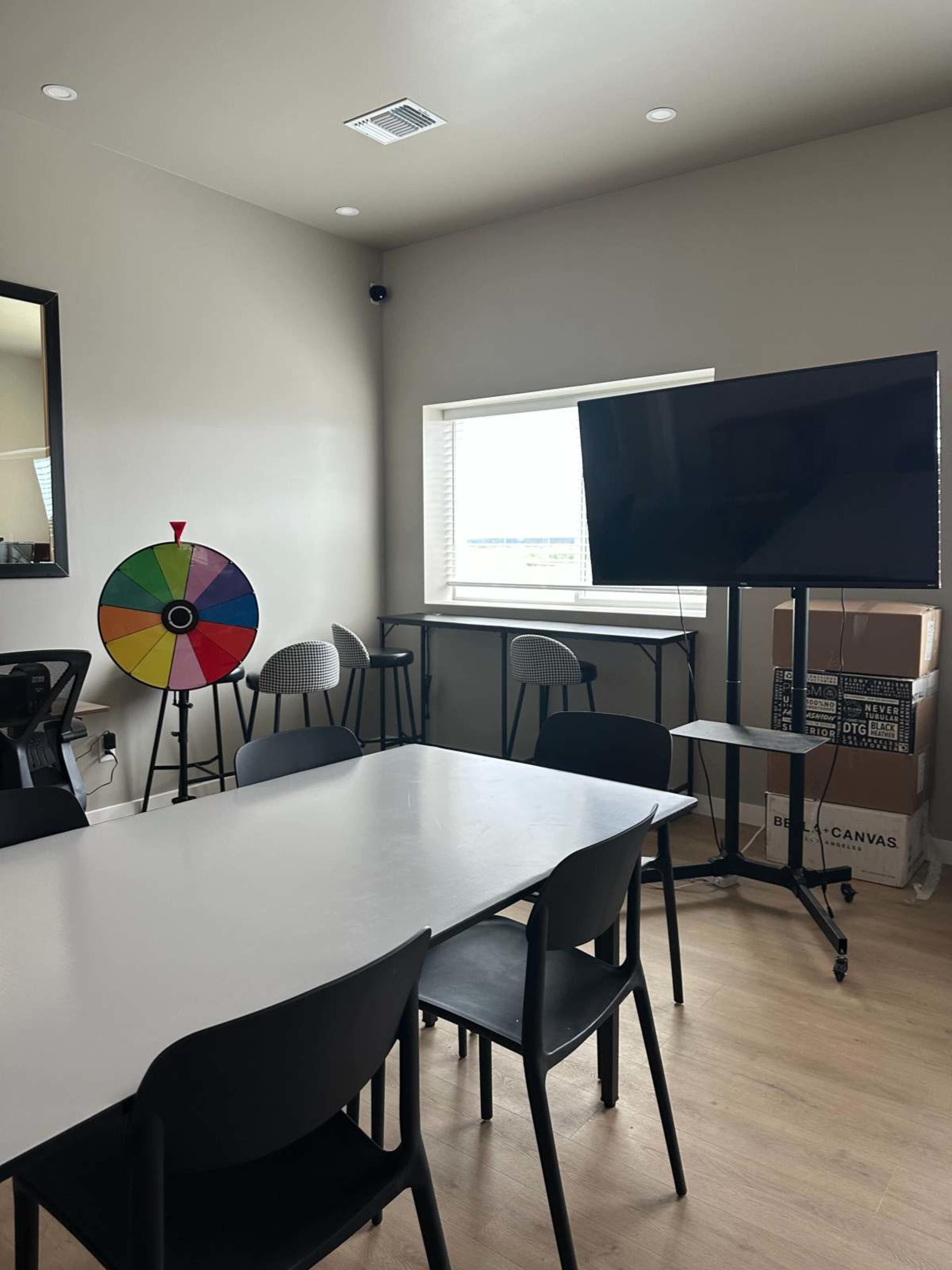 The Mezzanine Office Suite Image in , Austin, TX