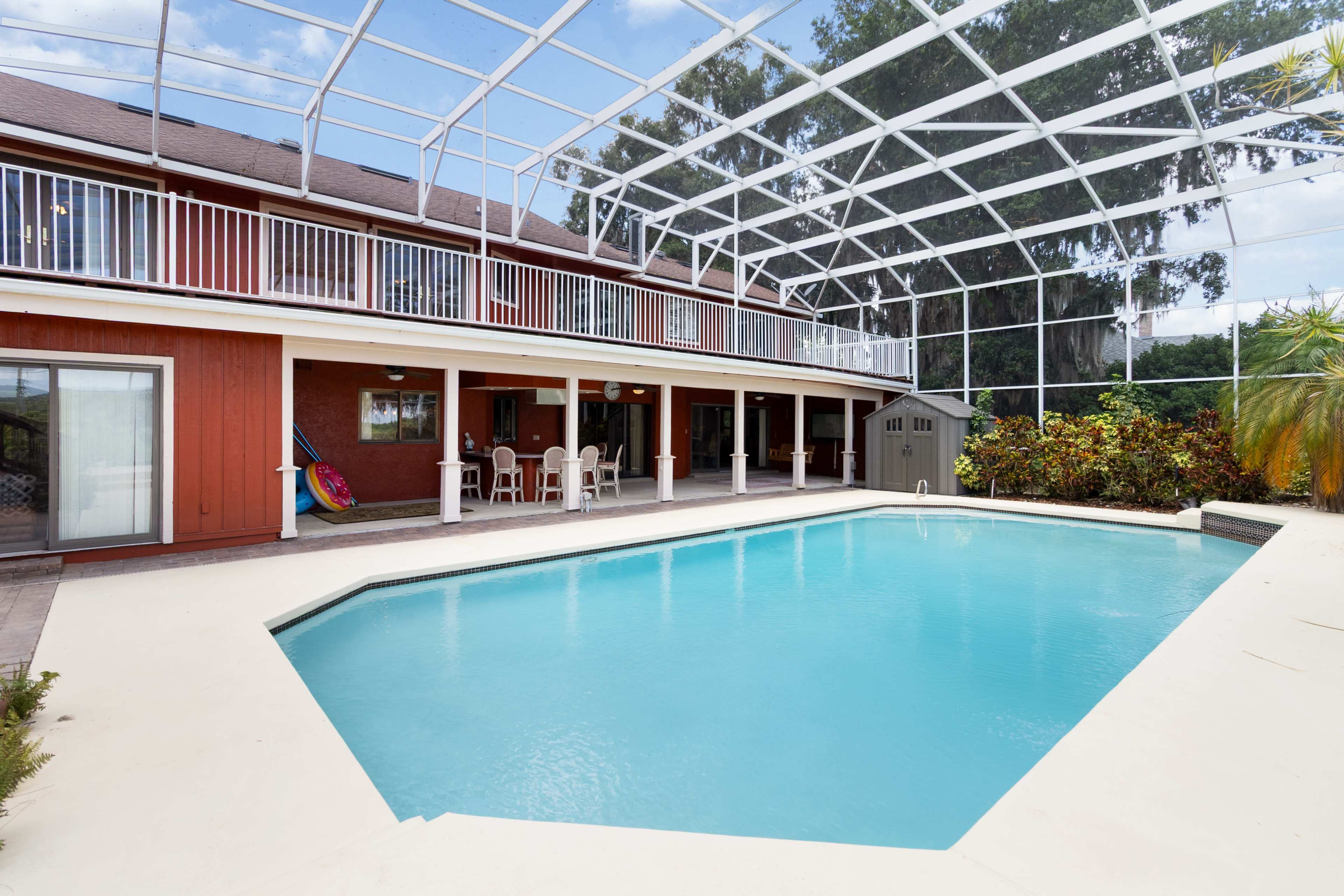 Minimalist Poolside Setting for Creative Productions Image in , Kissimmee, FL