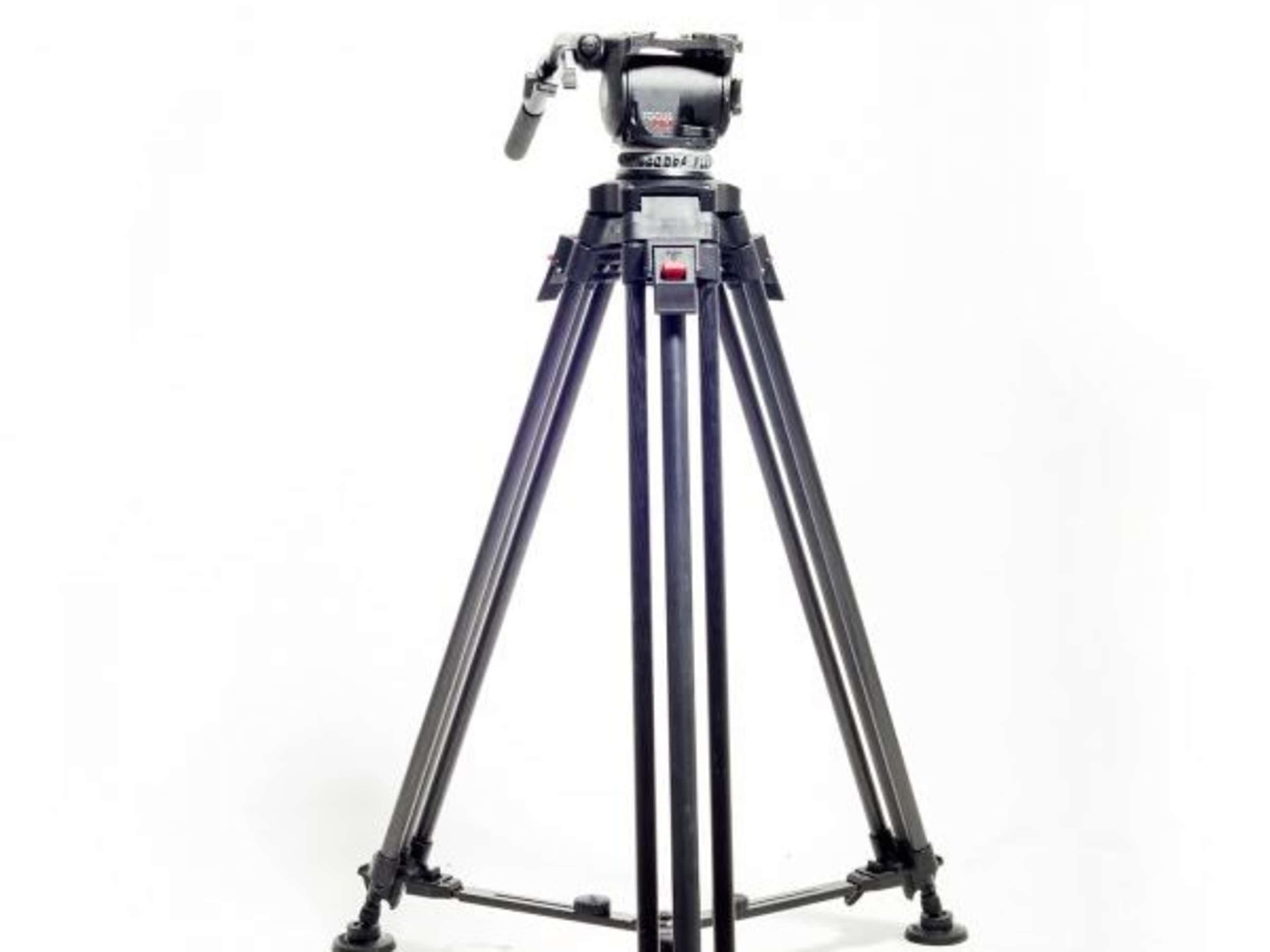 Cartoni 100mm head Tripod