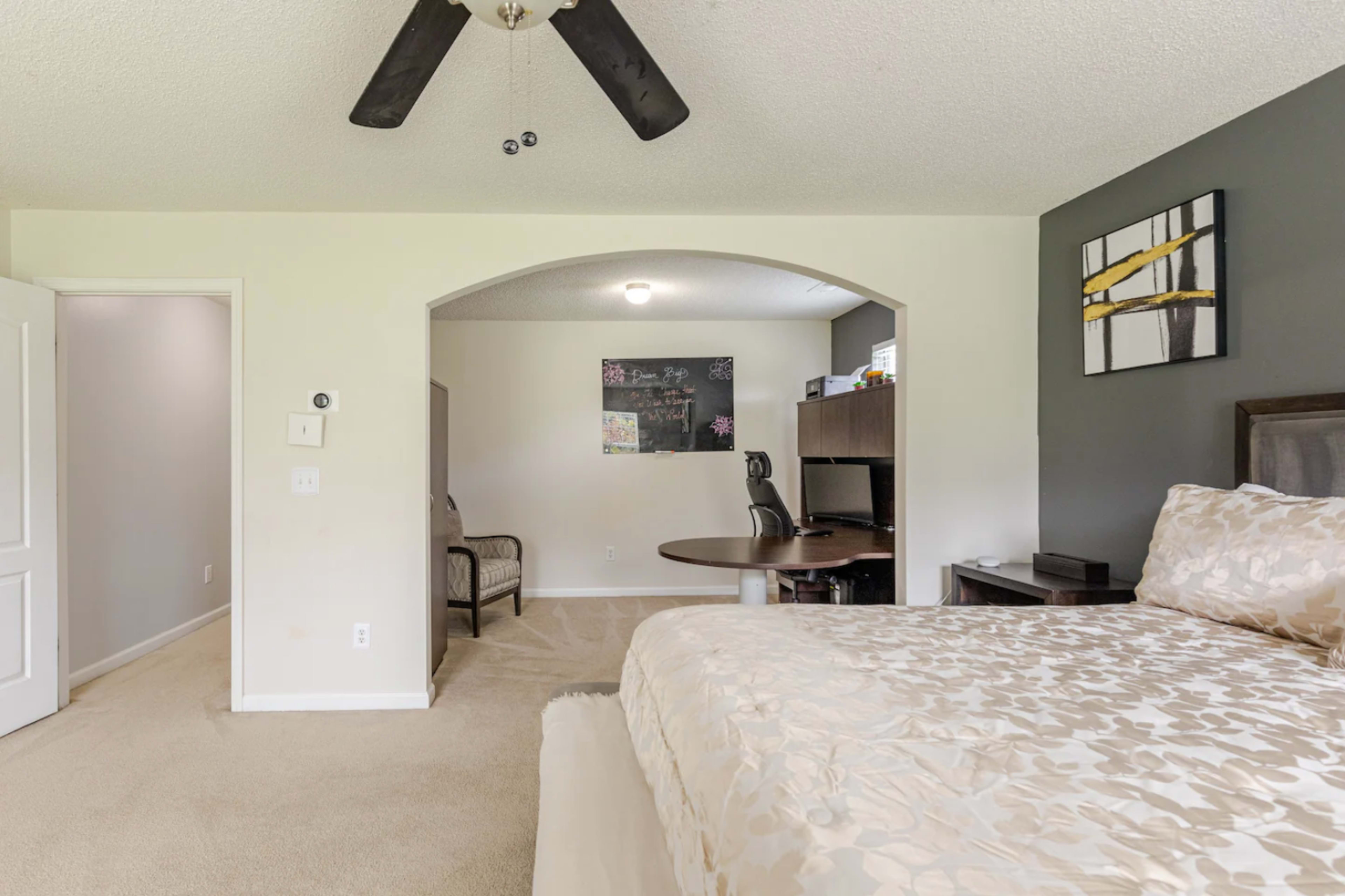 Beautiful 3BD/2.5BTH Atlanta Home - Airport Image in Southwest, Atlanta, GA