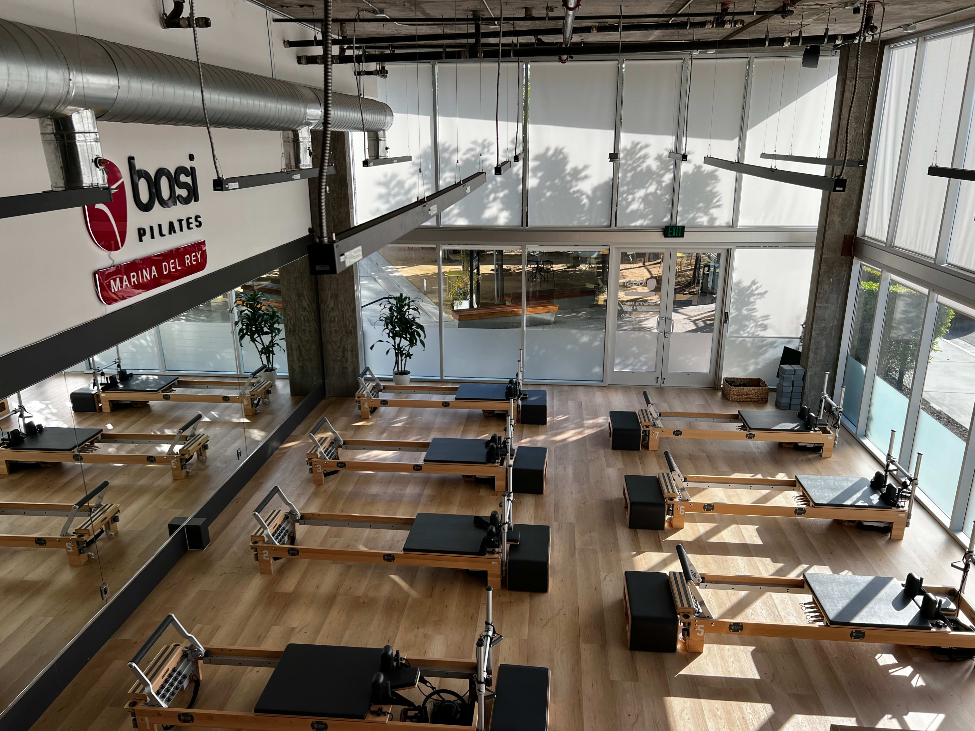 Your Creative Canvas: Open Studio with Lofty Vibes Image in Del Rey, Marina Del Rey, CA