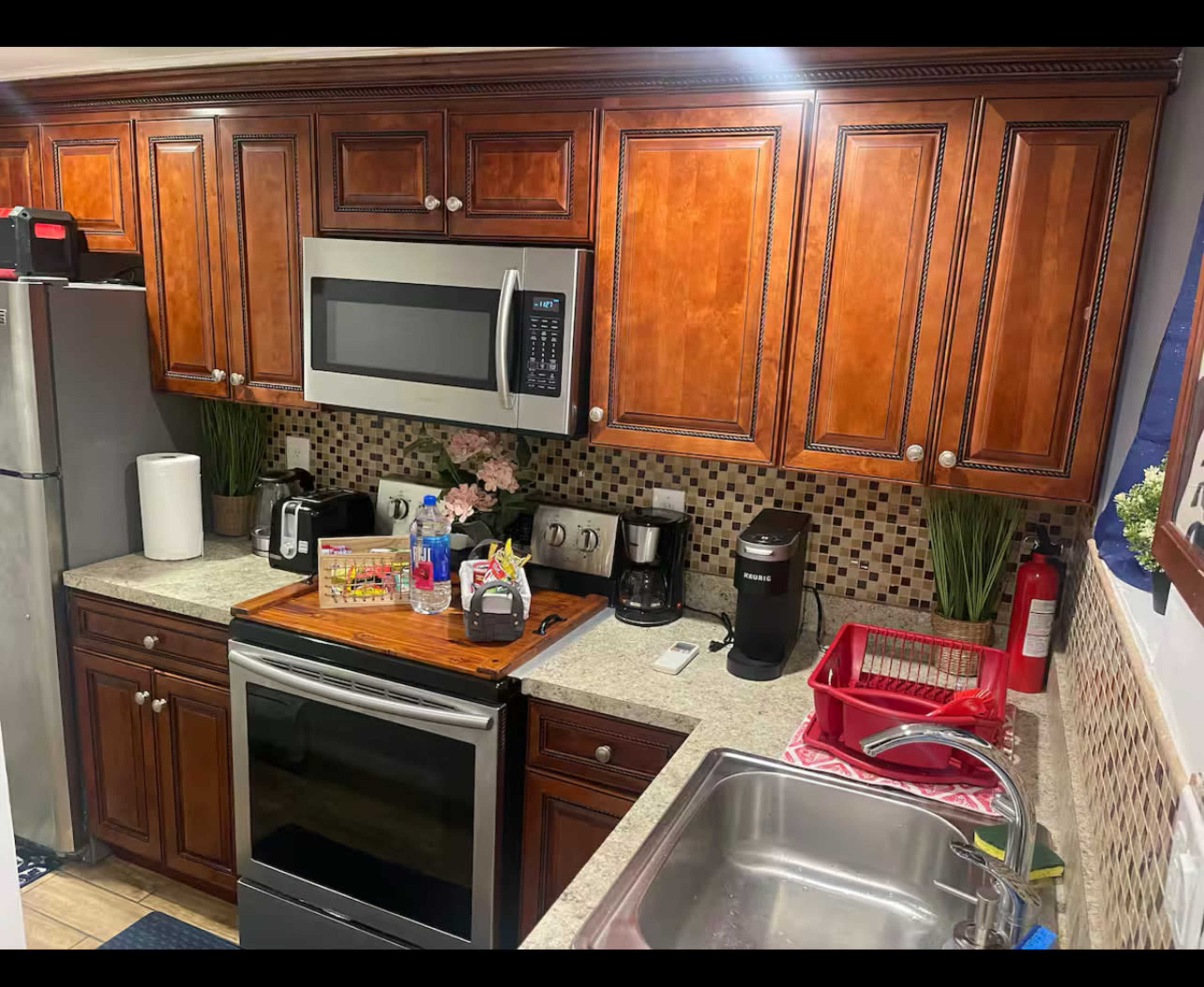 Brooklyn Cozy  Studio with Private Entrance on lower level Image in East Flatbush, Brooklyn, NY