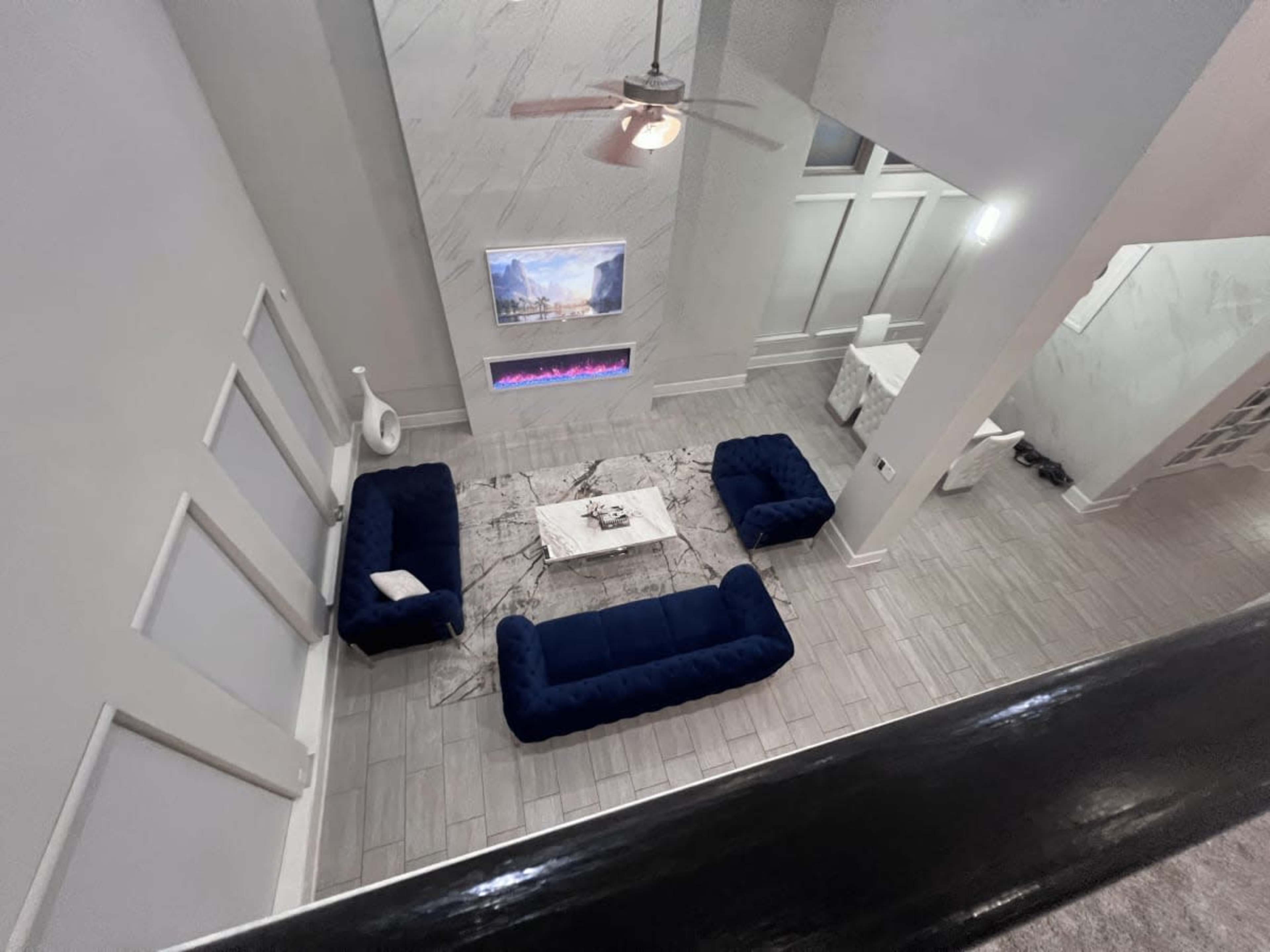 Modern 4BR Smart Home w/  Natural Light – Ideal for Shoots, Content Creation, Small Gatherings & Retreats Image in , Houston, TX