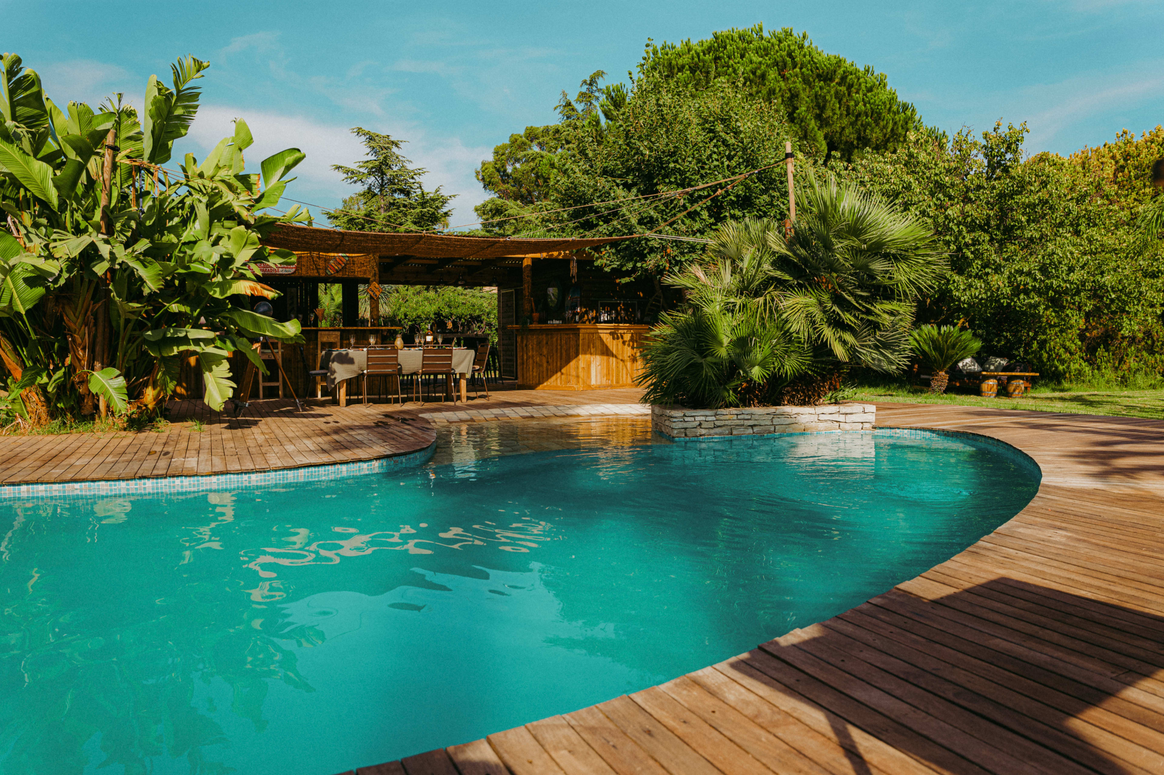 Salle de réception/poolhouse et jardin exotique de 2500m2 Image dans , hyères, 