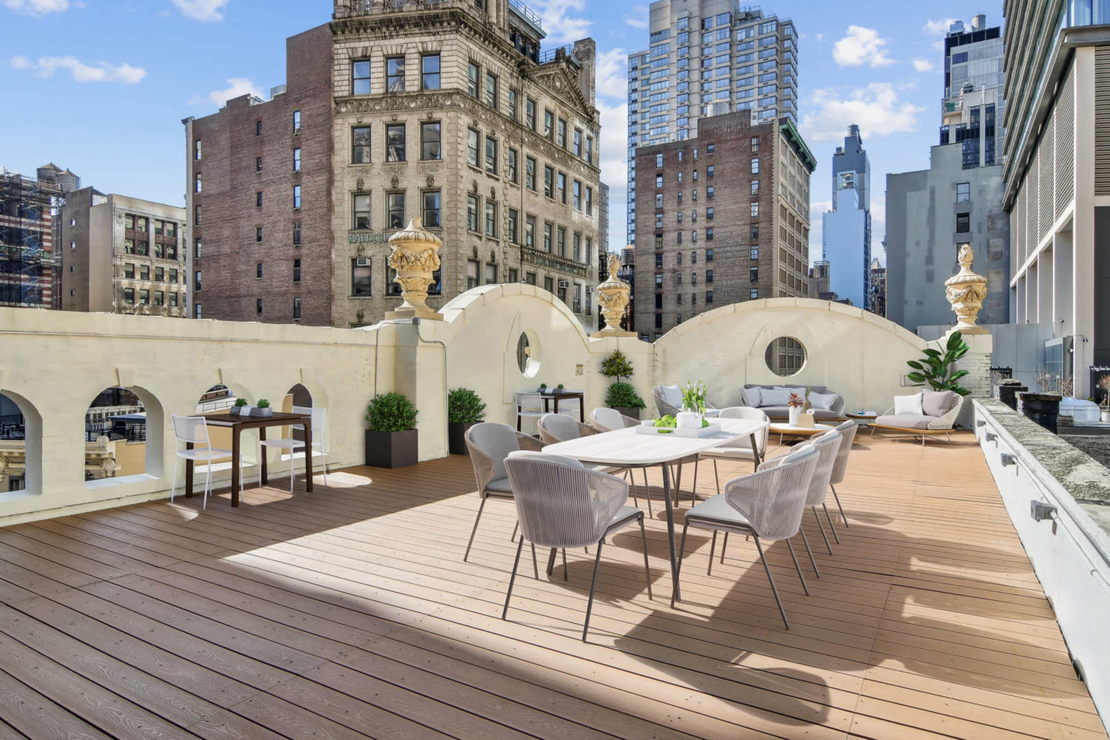 Empire Vista: Nomad Rooftop Image in Midtown Manhattan, New York, NY