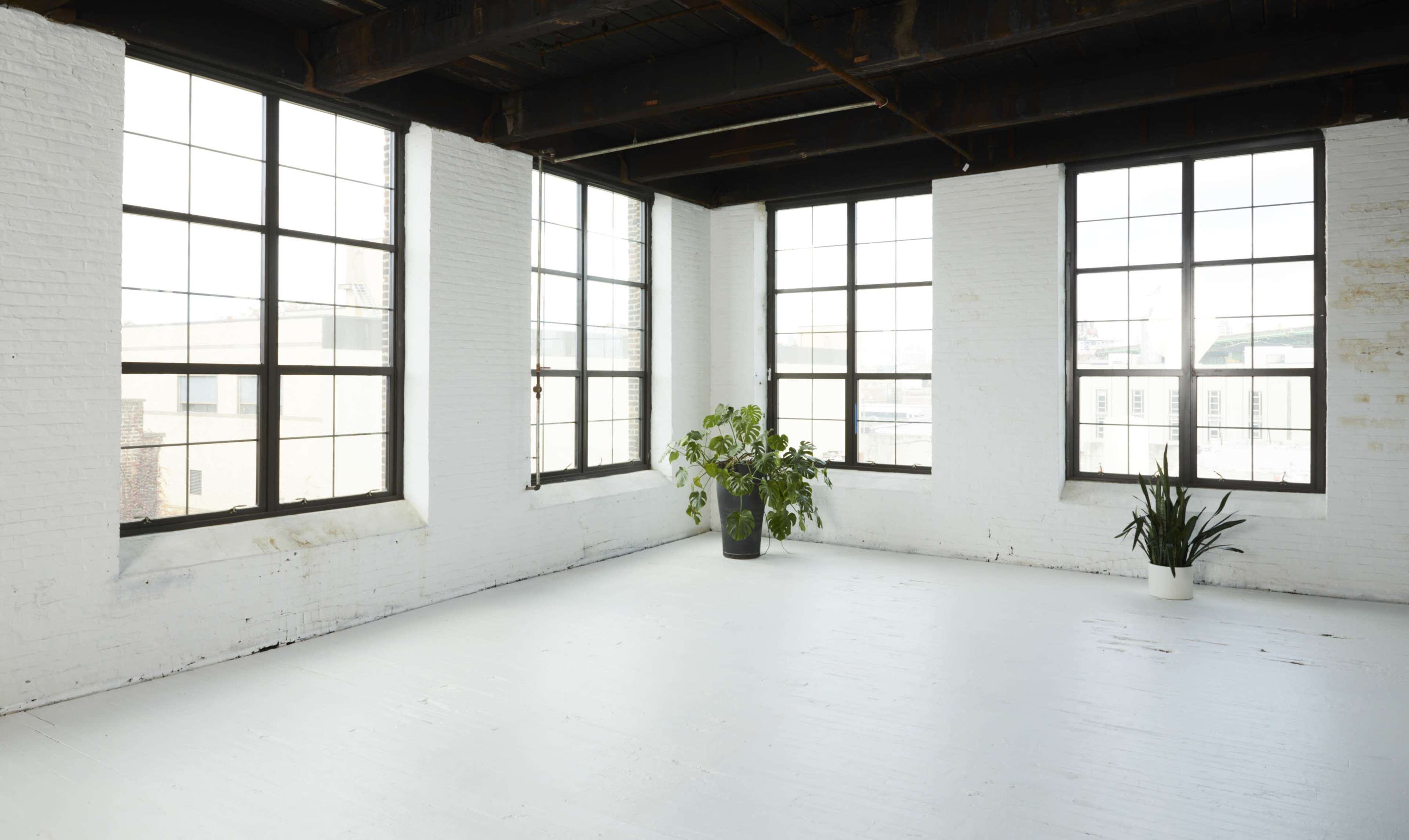 Studio Loft w/ Industrial Views - Fully Equipped Photo + Video Studio (12,000 sq ft) Image in Red Hook, Brooklyn, NY