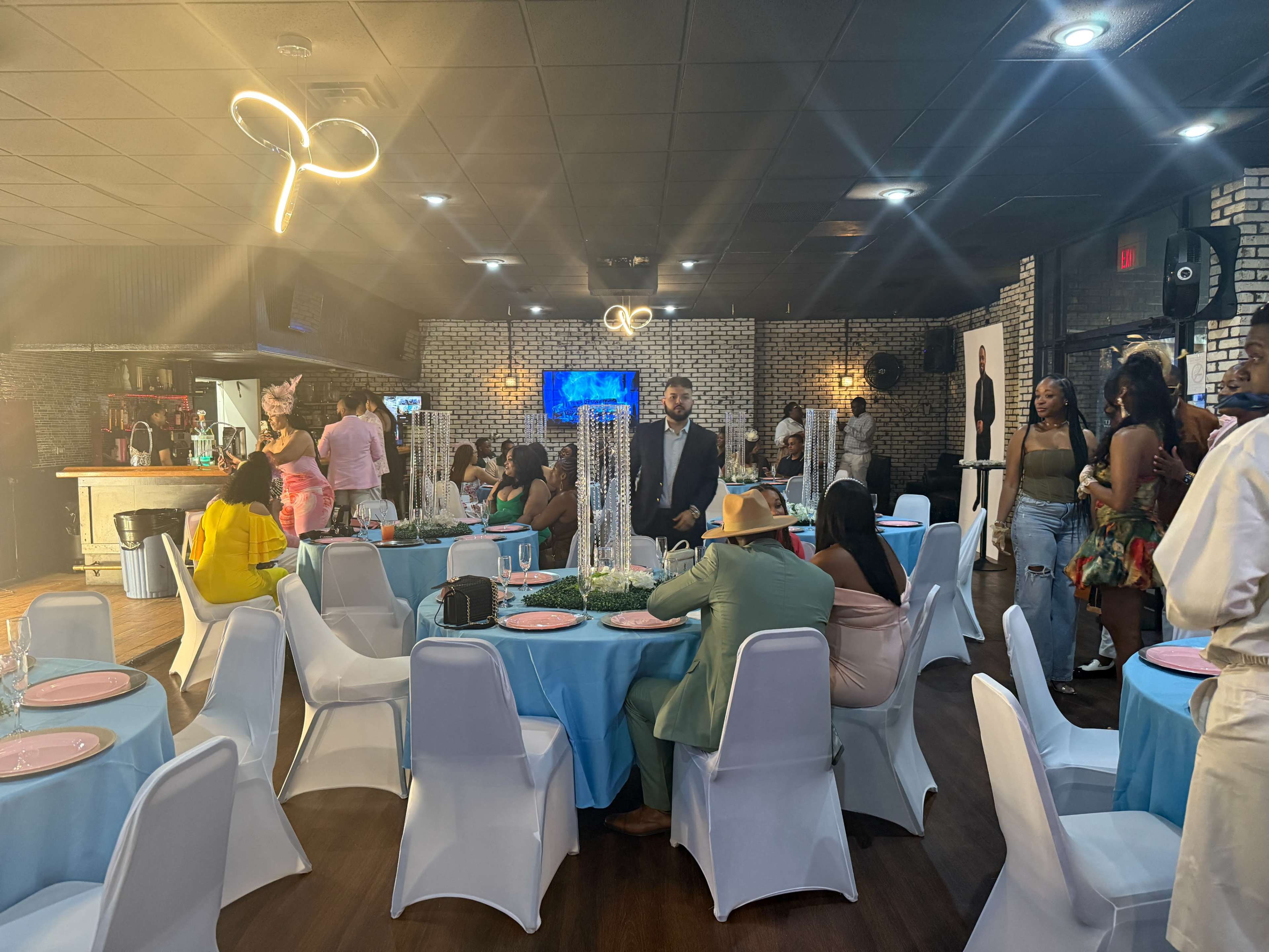 Beautiful Event Venue with Exposed Brick Image in Lyons Township, Justice, IL