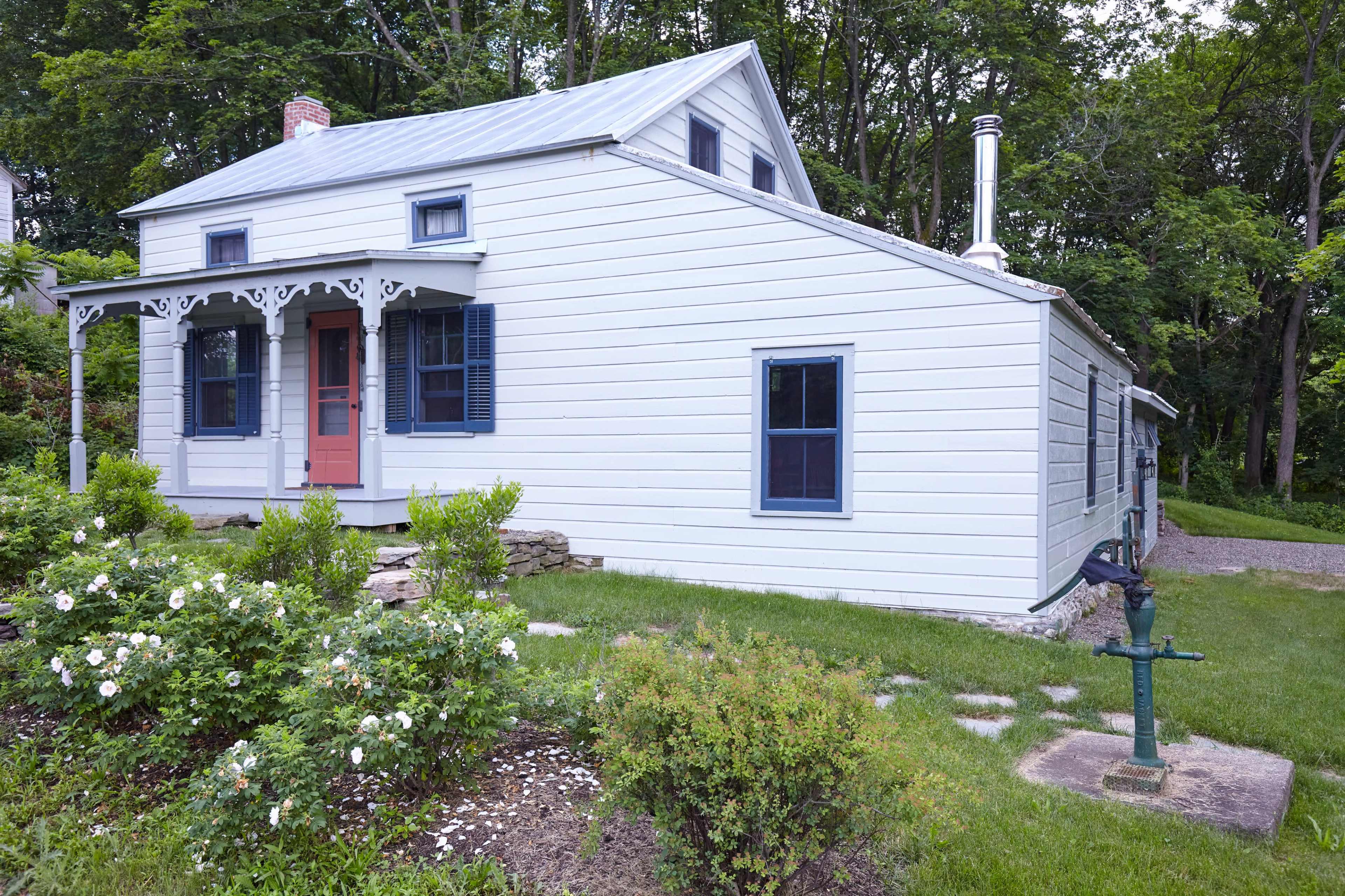 Restored Historic Gem: Soulful Space for Creatives Image in Germantown, Germantown, NY