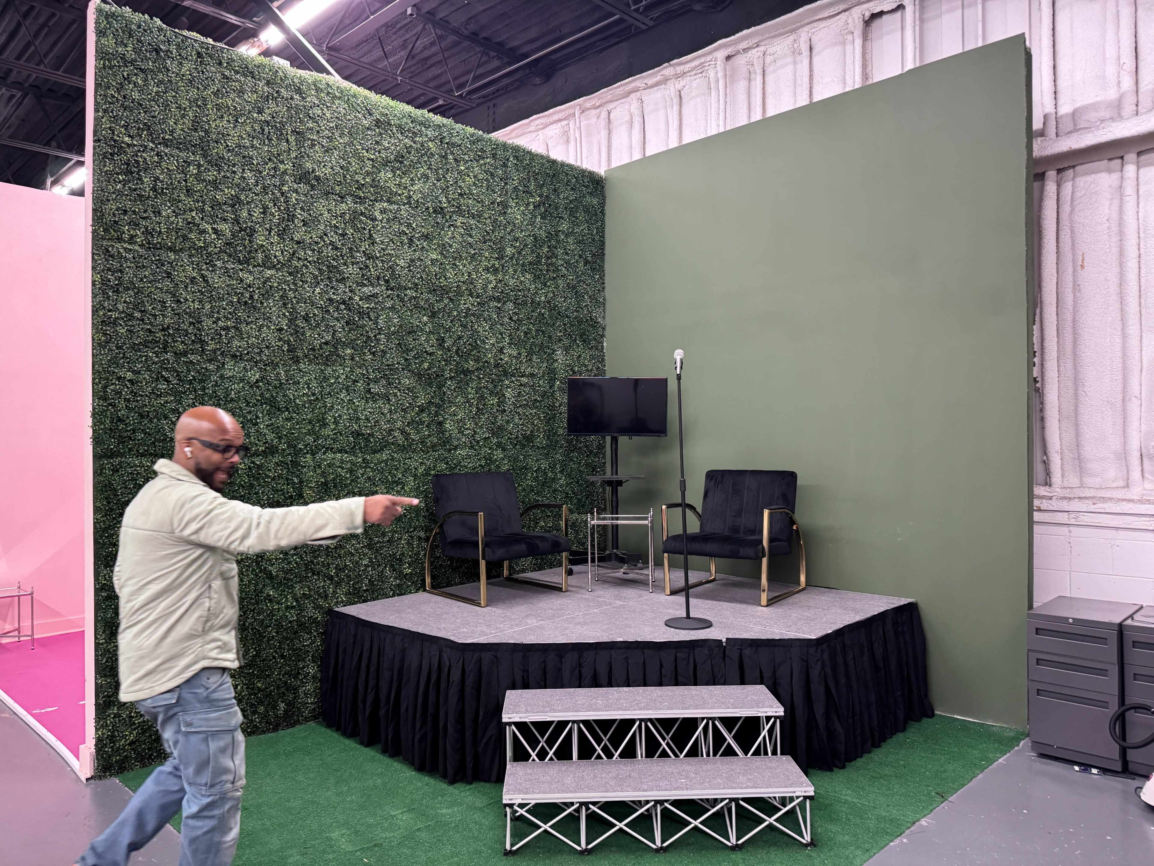 Modern Grass Wall Vibe Set Image in , Atlanta, GA