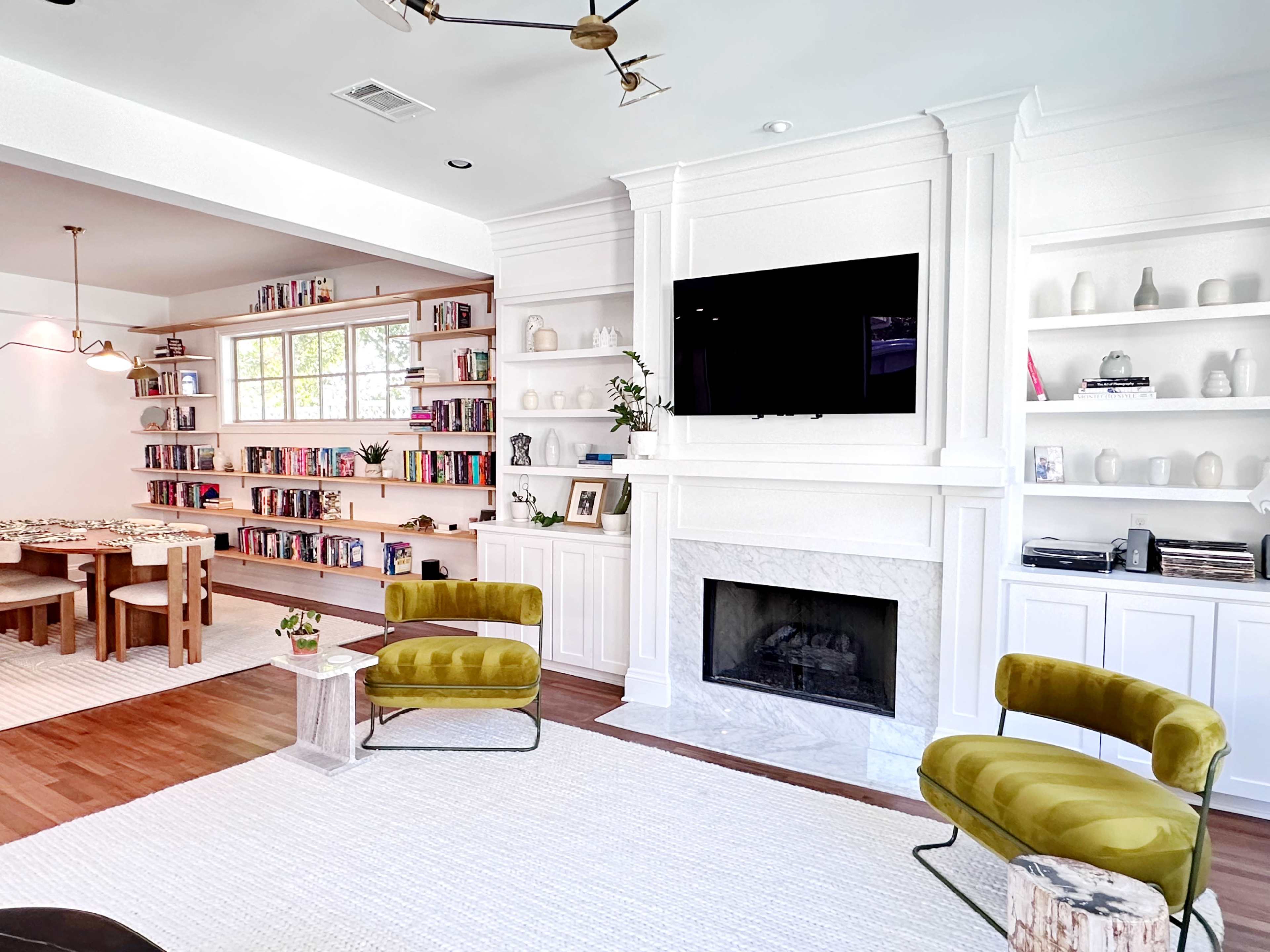 Light-Filled Modern Farmhouse with Amazing Pool + Yard in Tarrytown Image in Tarrytown, AUSTIN, TX