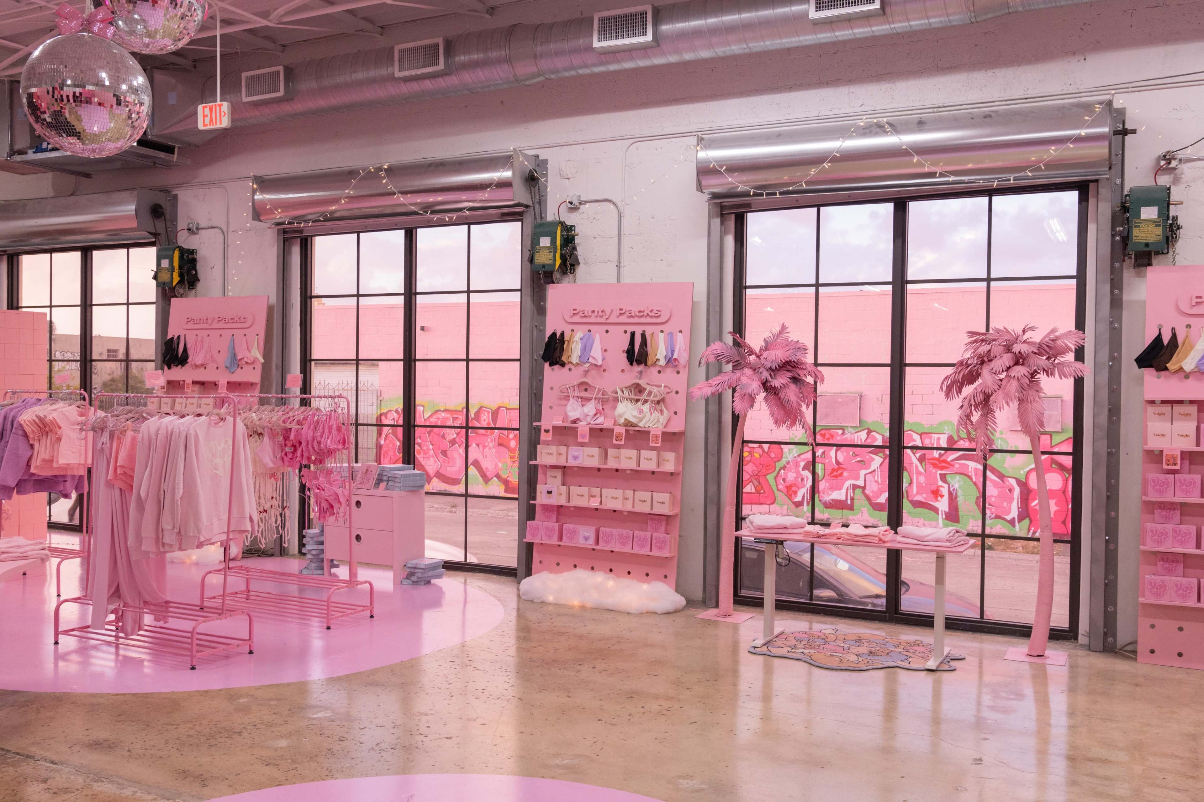 Event Space w/ Large Windows, Customizable Image in Little River, Miami, FL