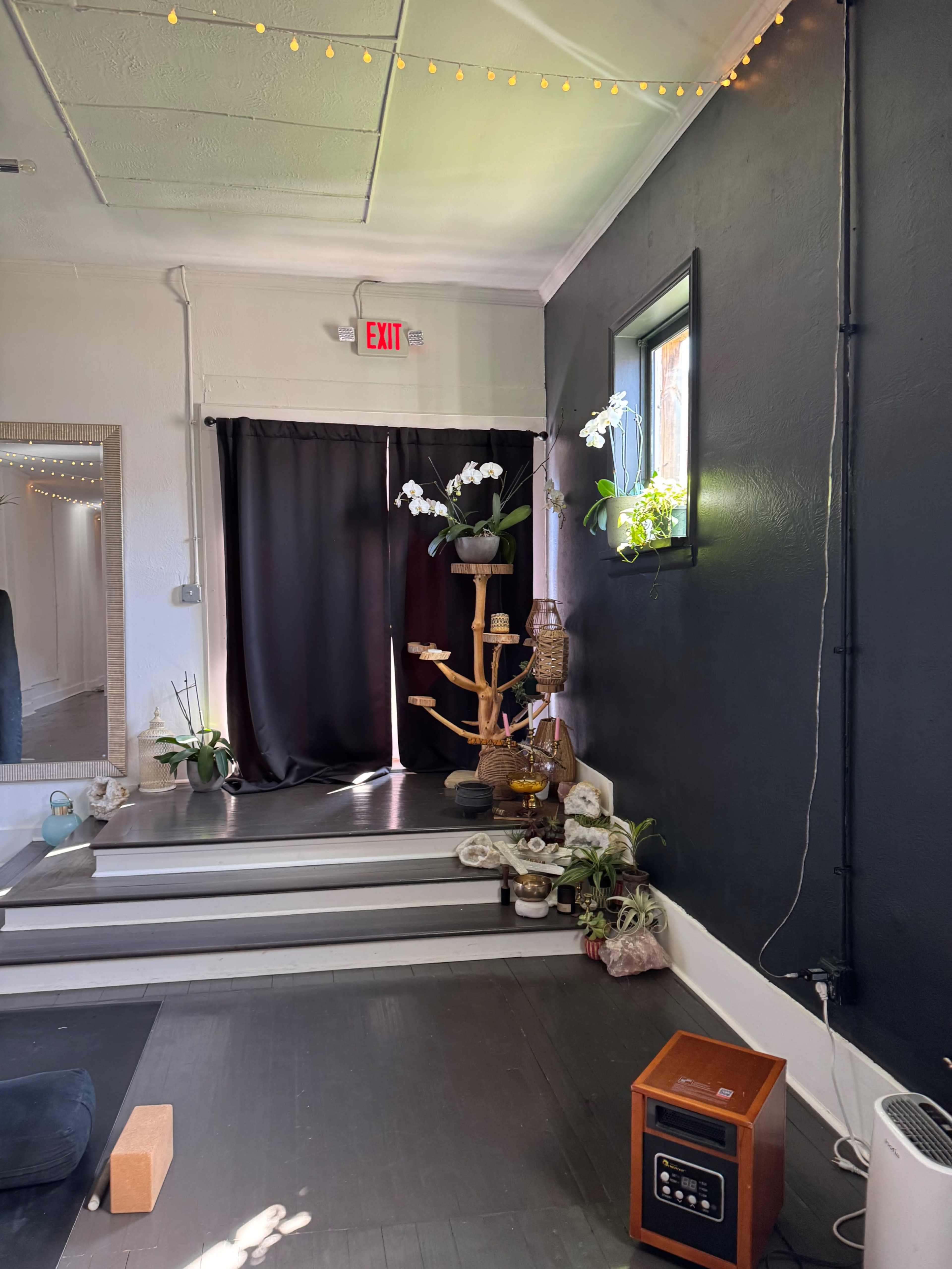 Bright and Peaceful Event Space Image in Lakewood, Old Hickory, TN
