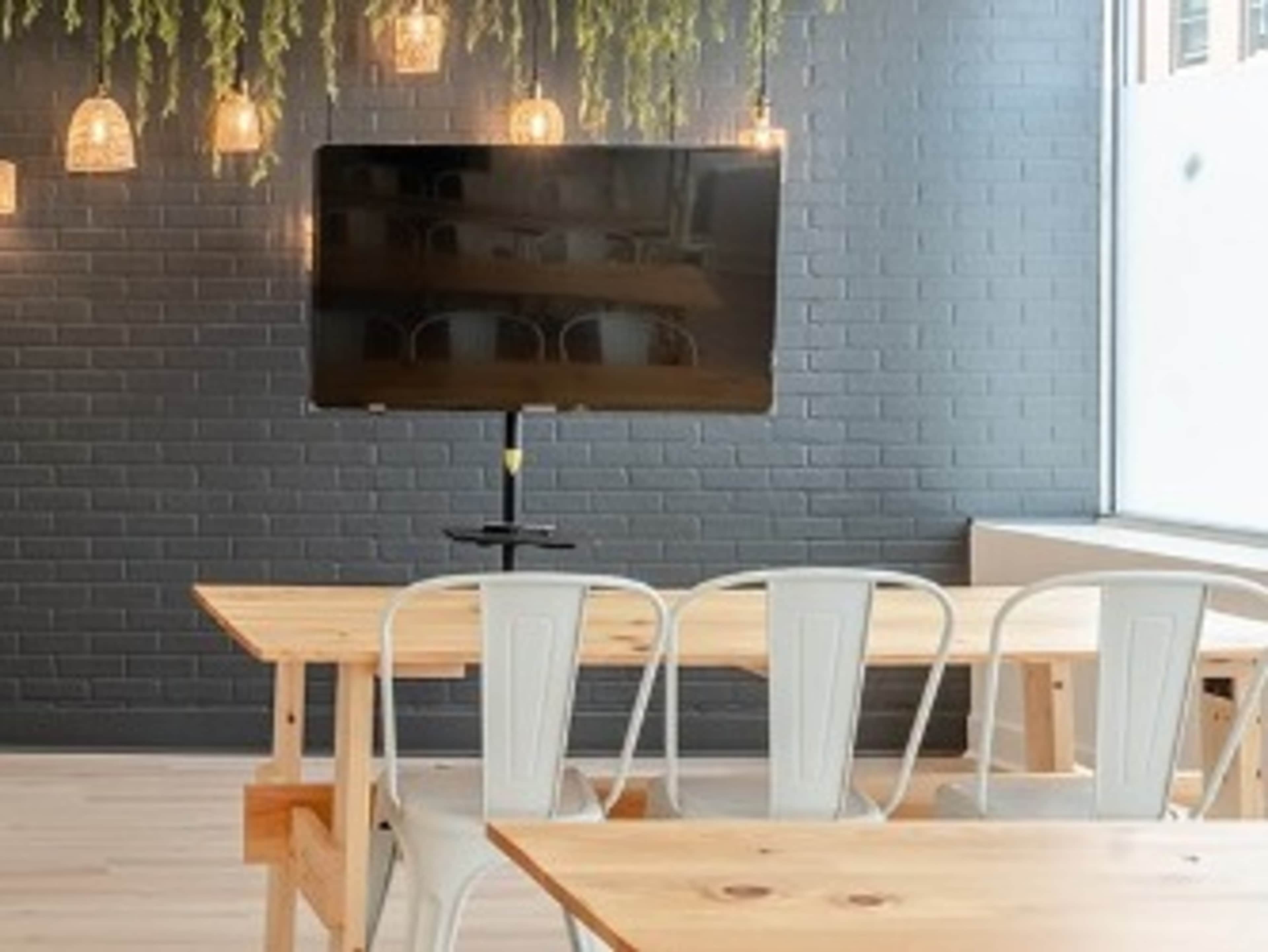 50" 4K Mobile Smart TV w/ Stand & HDMI