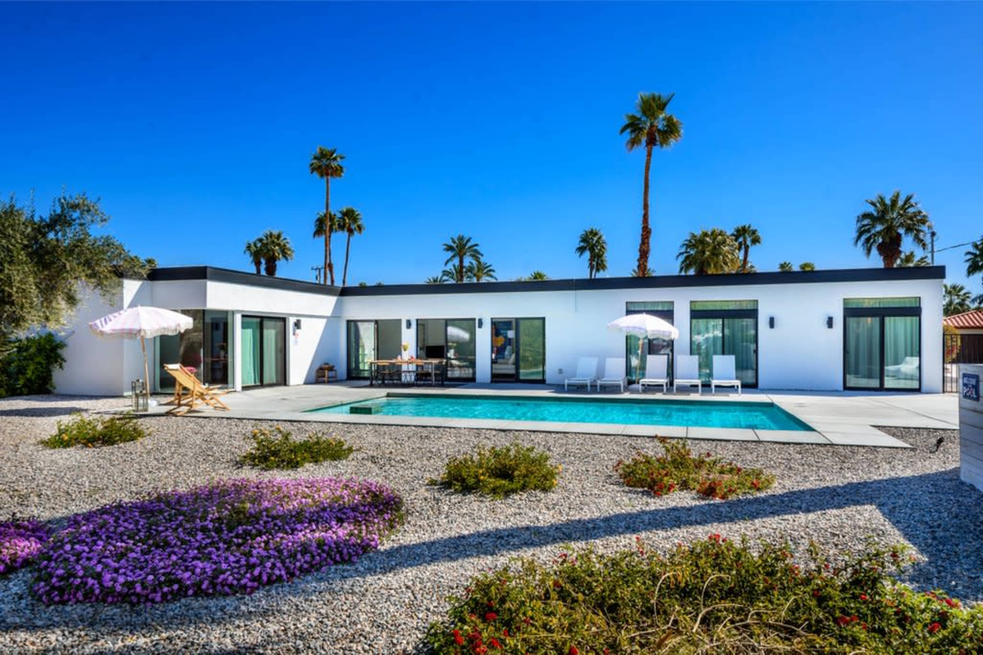 Luxury Mid-Century Oasis with Mountain Views & Pool in Palm Springs Image in Palm Springs, Palm Springs, CA