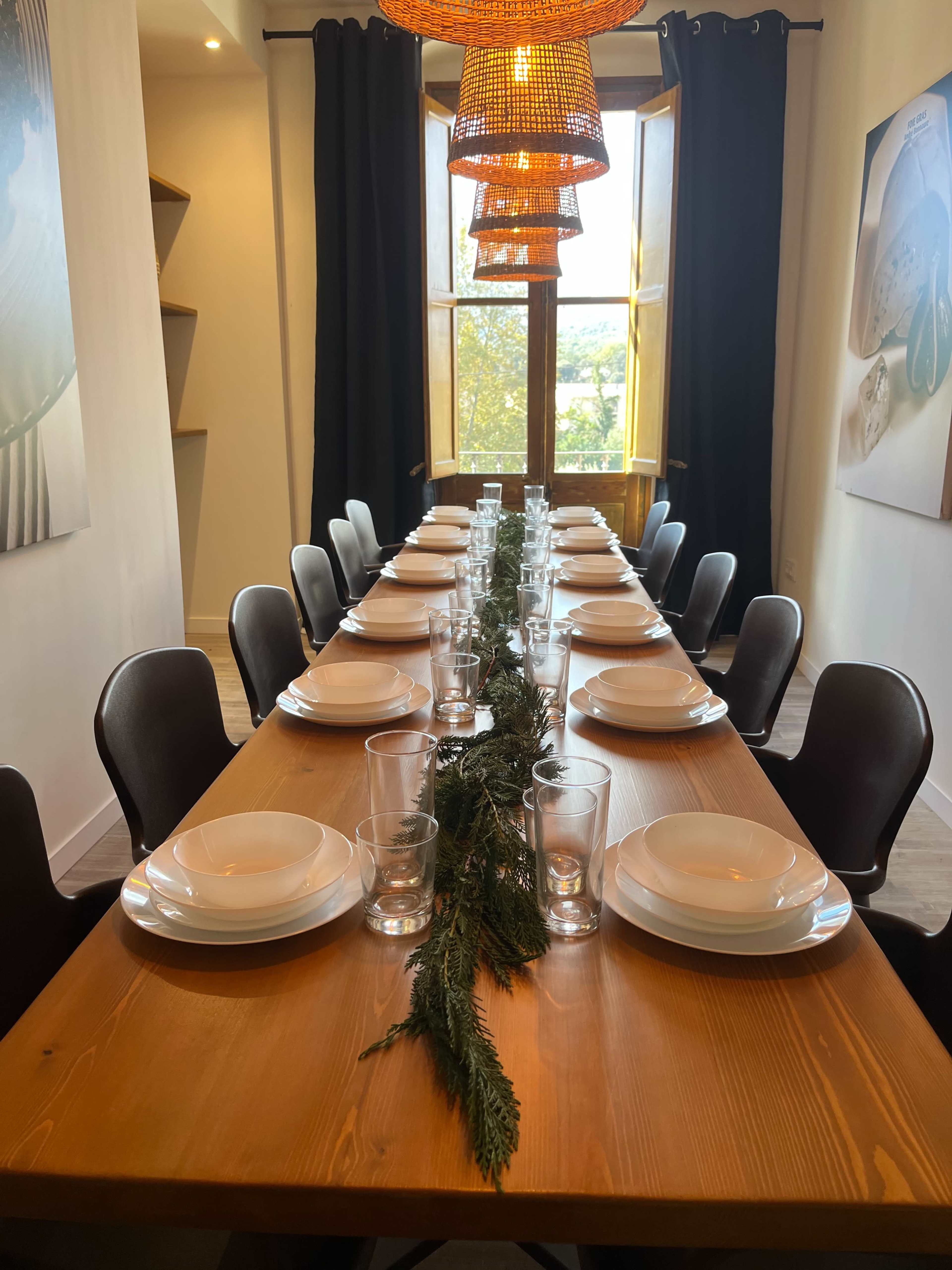 PATIO CON PORCHE Y SALONES para CELEBRACIONES cerca de GERONA Image in Bescanó, Bescanó, GI