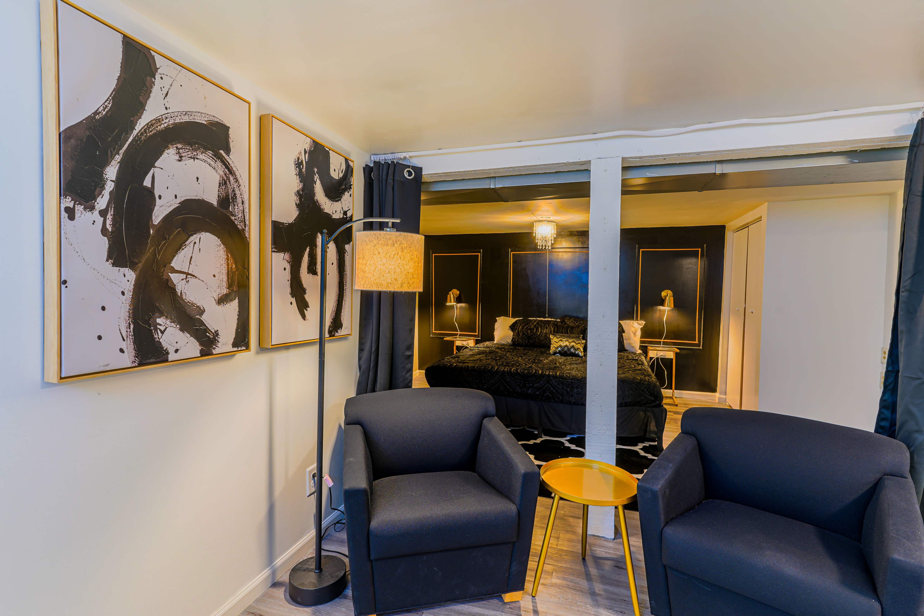 Newly built king suite Image in Payne - Phalen, St. Paul, MN