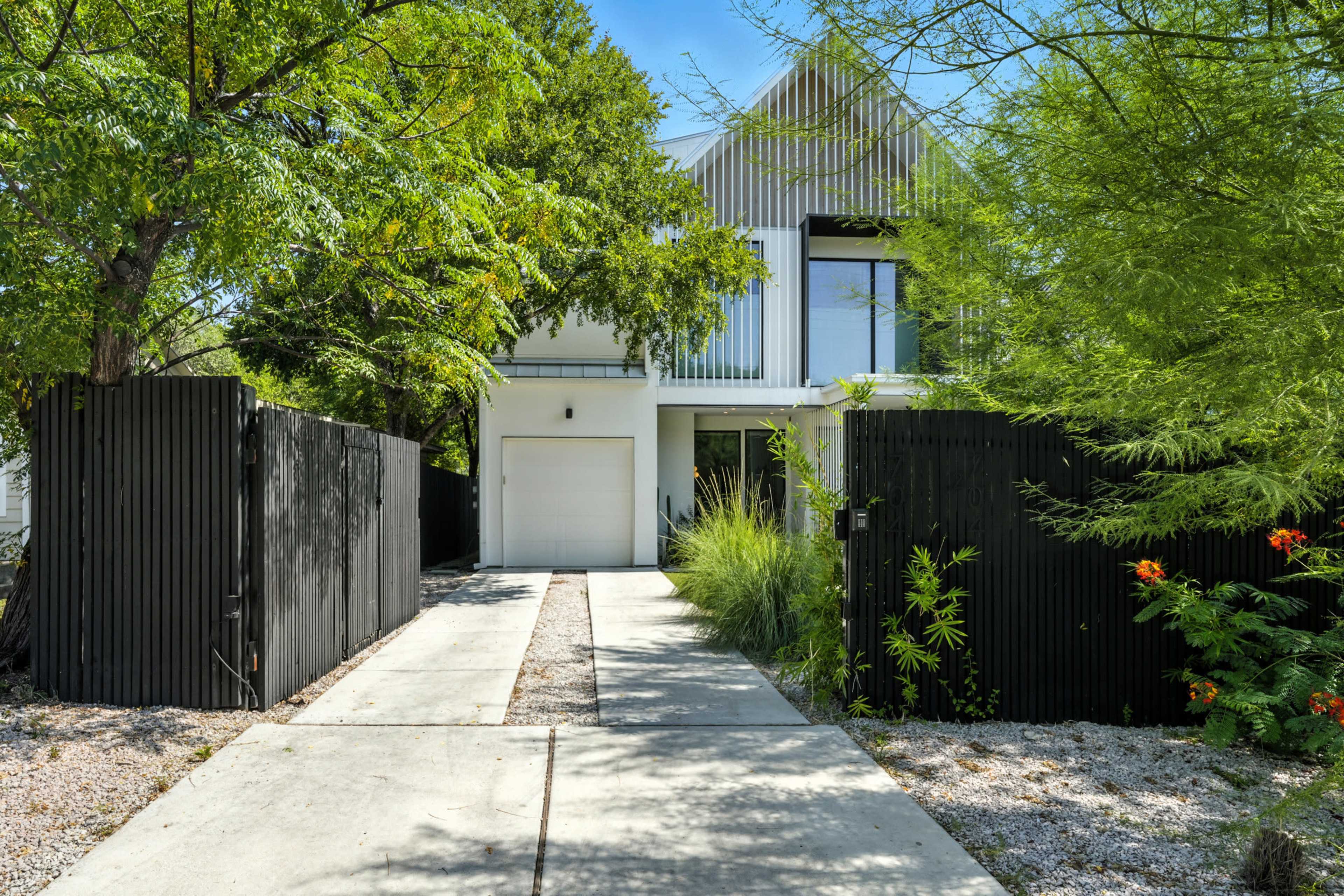 The Lunith Retreat | Perfect for Groups & Events Image in Bouldin Creek, Austin, TX