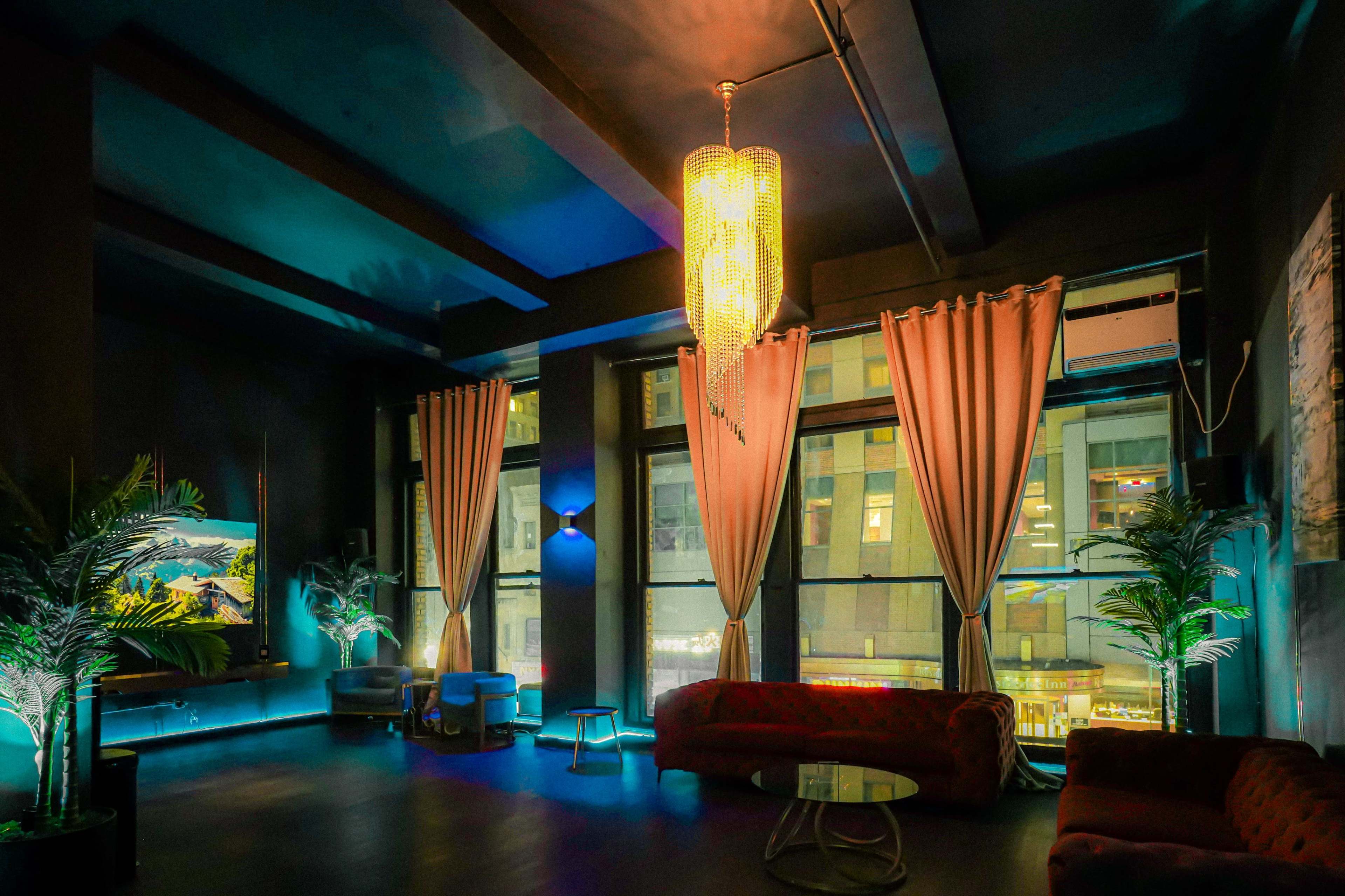 Midtown Luxe Studio for your content creation Image in Midtown Manhattan, New York, NY