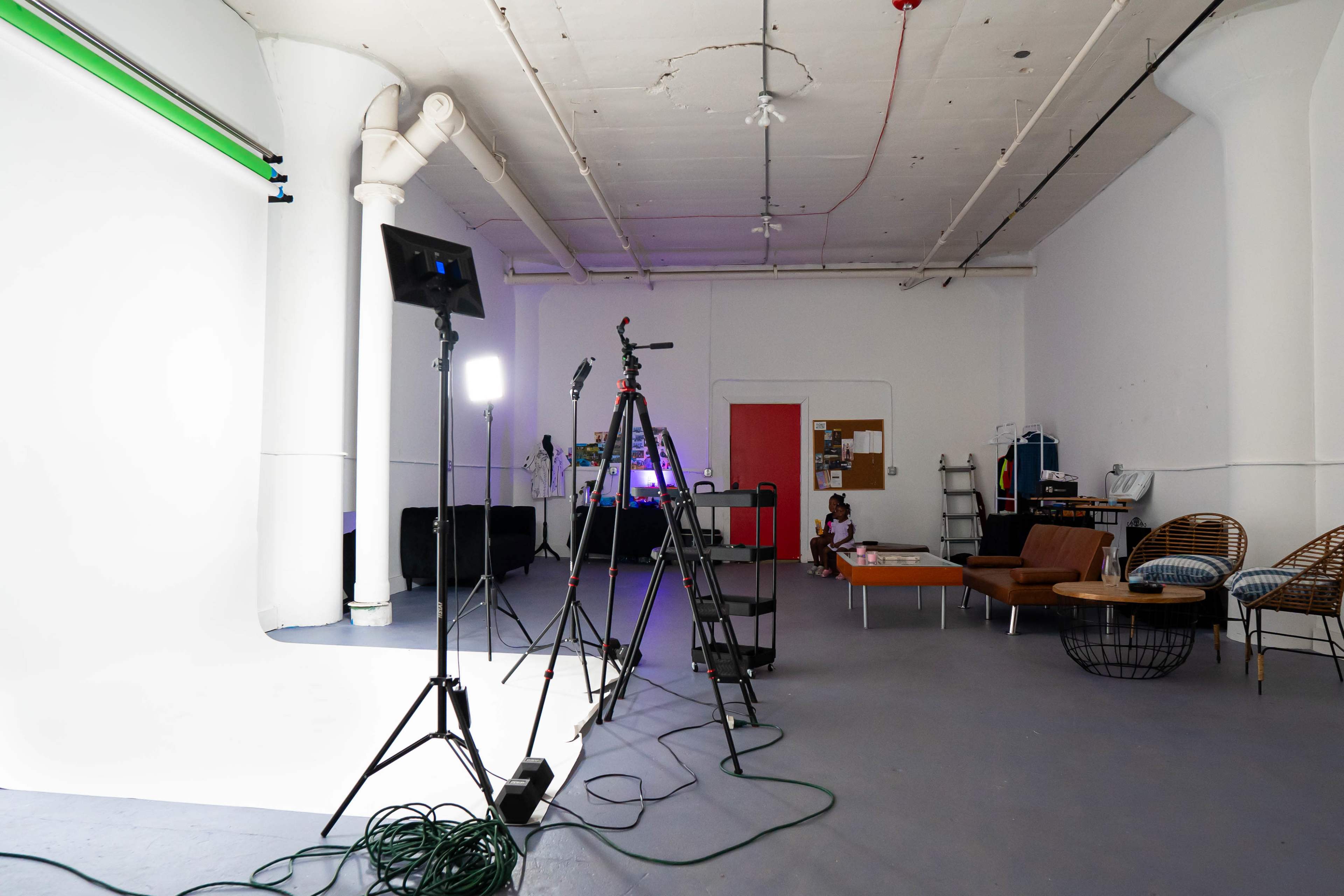 Spacious Creative Studio | Perfect for Lighting-Controlled Shoots | 700 Sq Ft Image in Russell Industrial, Detroit, MI