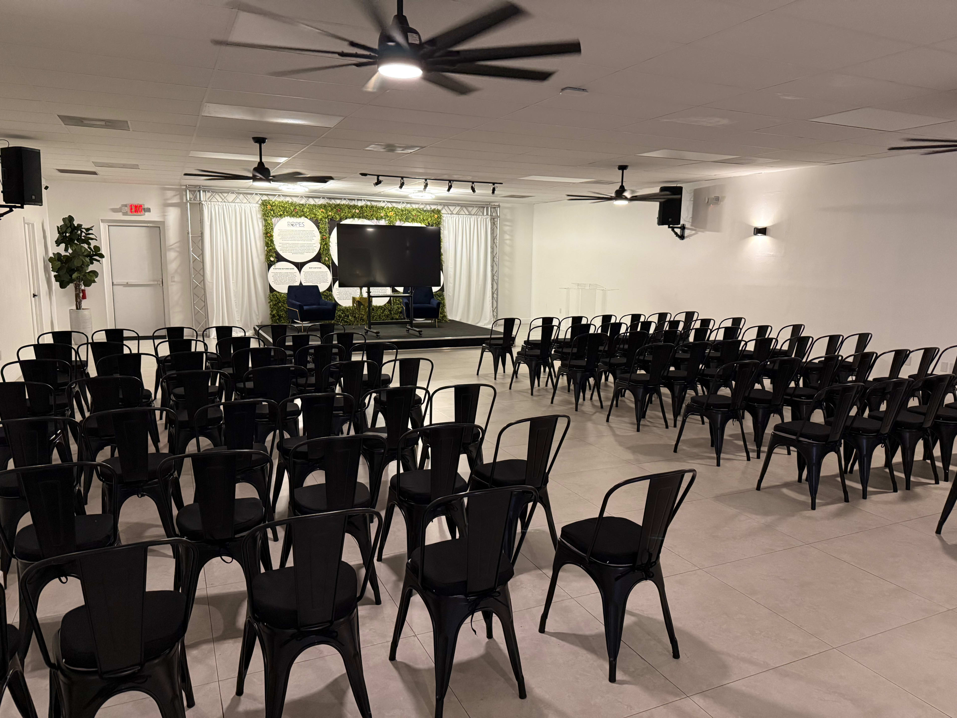 Spacious Event Space for Birthday Parties & Celebrations (Up to 100 Guests) Image in , Lauderdale Lakes, FL