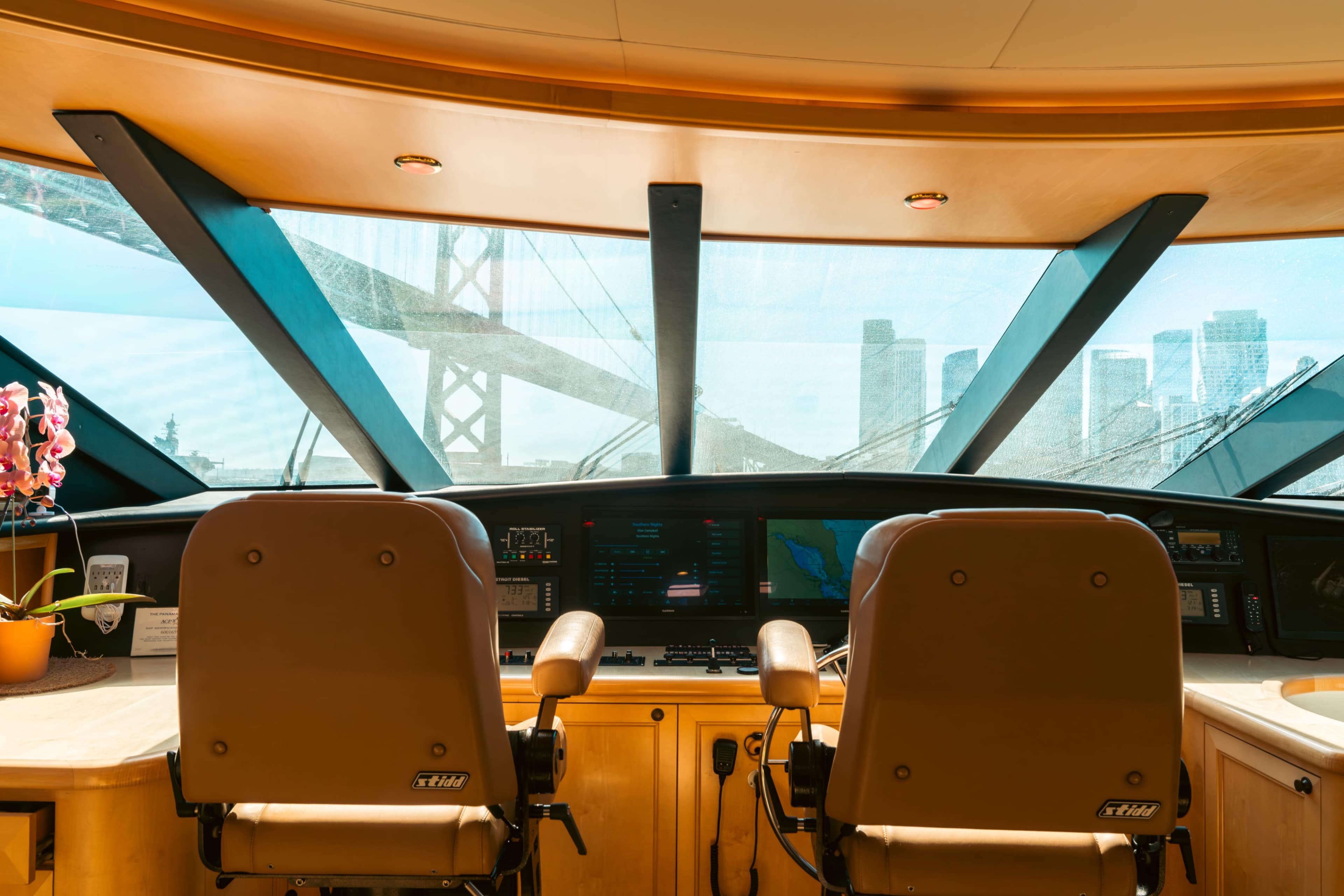 Luxury Super Yacht in Alameda Image in Alameda, Alameda, CA