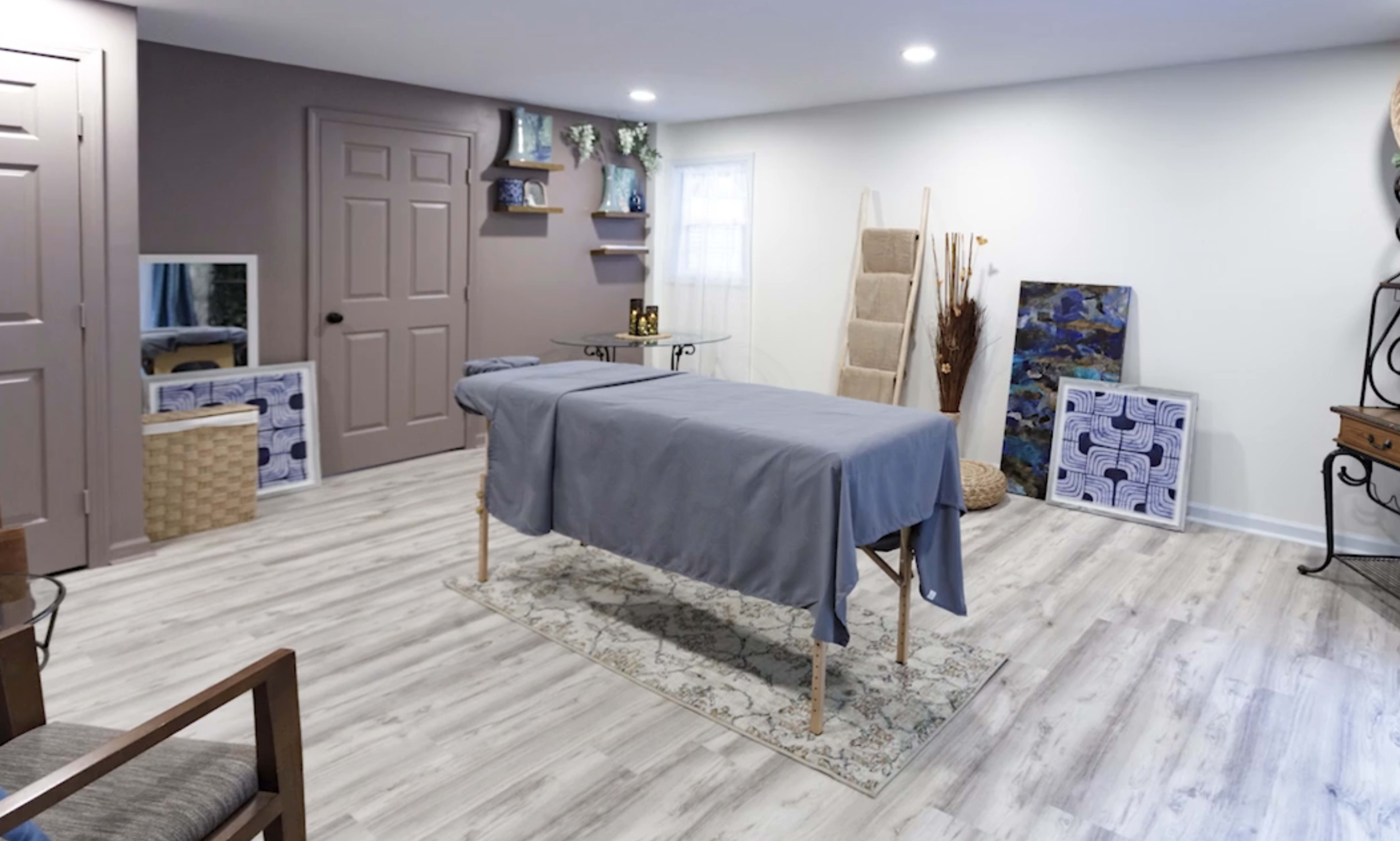 Intimate Day Retreat and Workshop Space surrounded by lush gardens and Bamboo Image in , Lilburn, GA