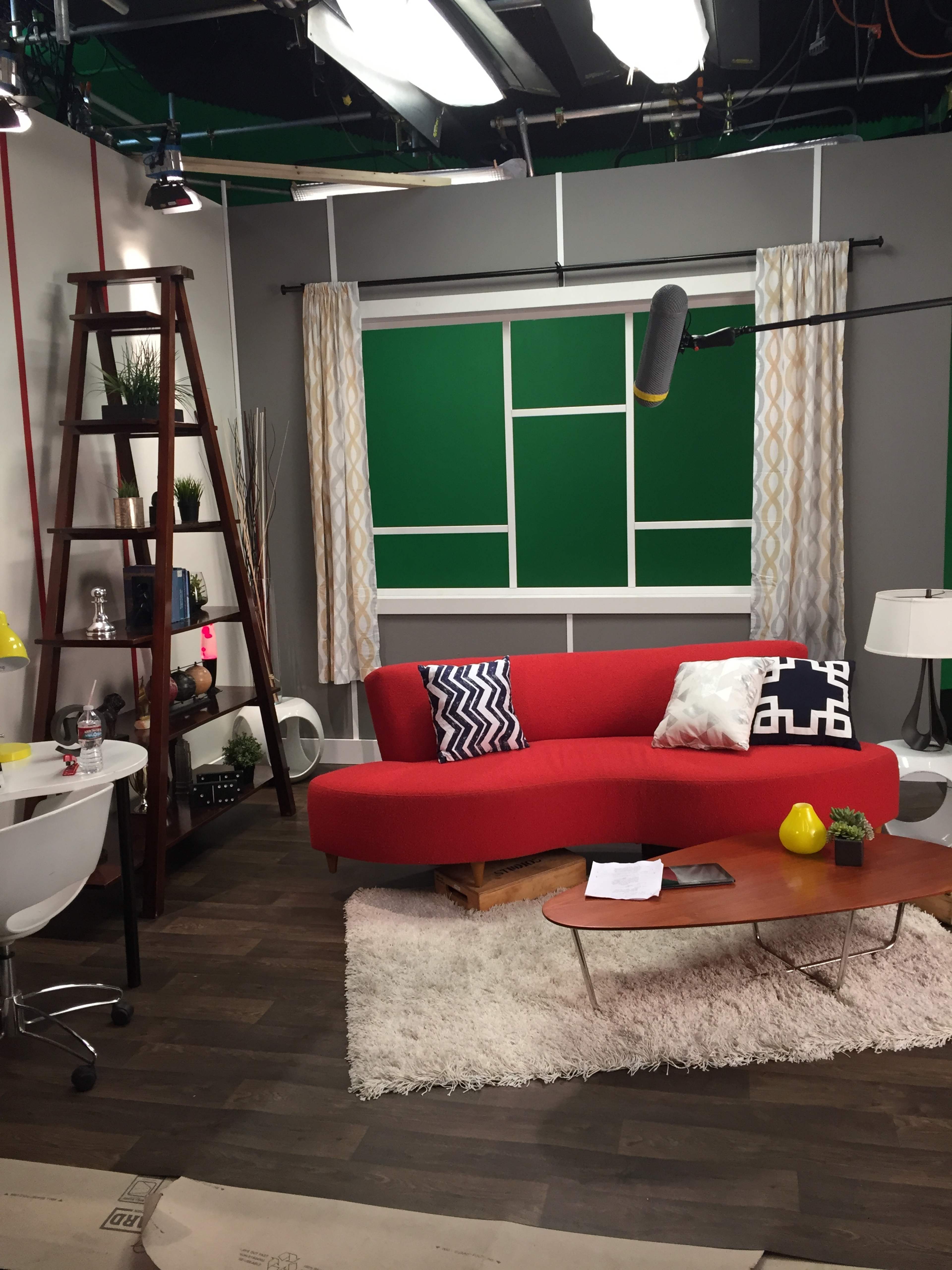 CREATOR & INFLUENCER MULTI-LOCATION STUDIO Image in Burbank, Burbank, CA