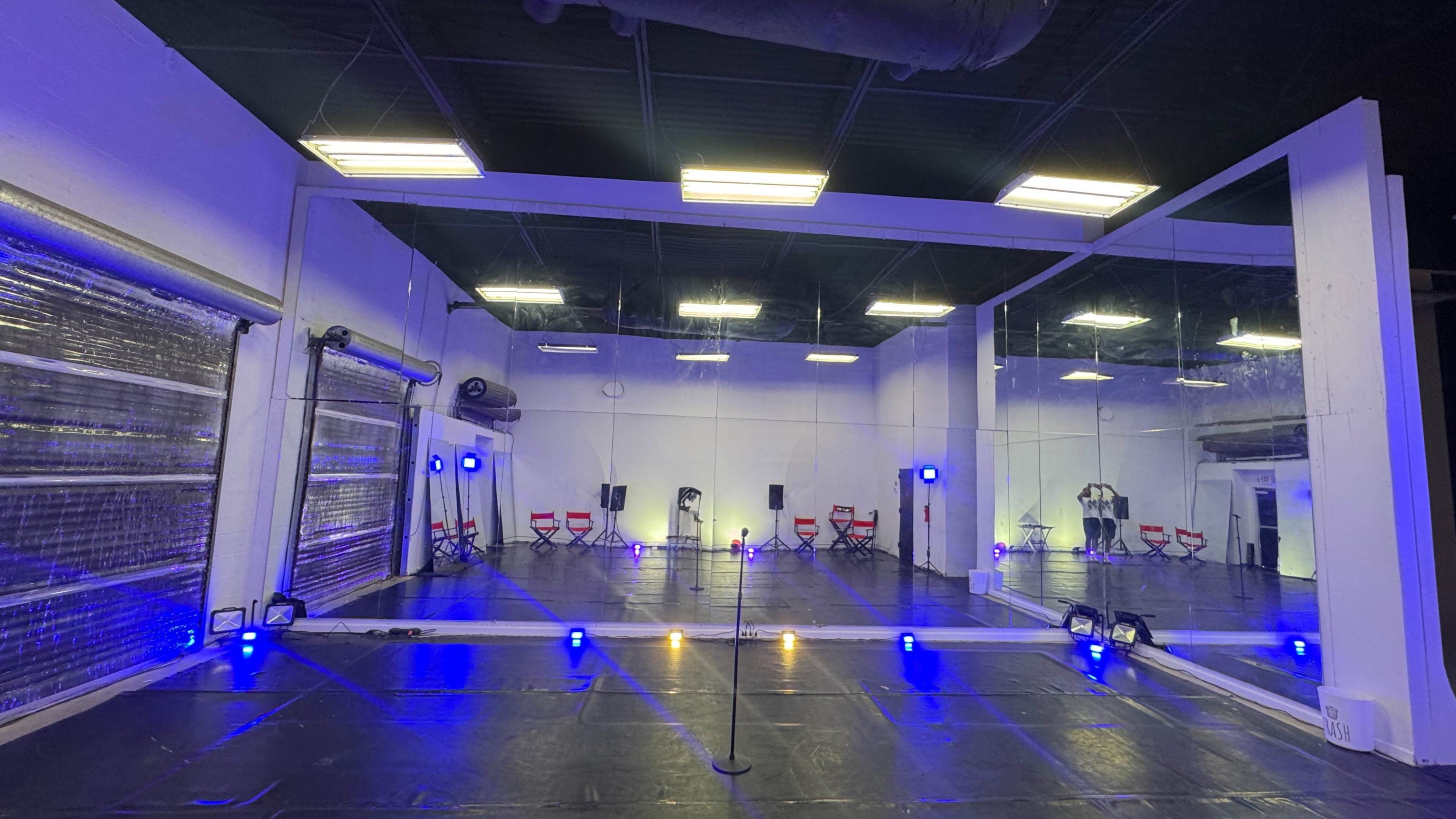 ENTIRE 3500 Sq ft Creative Space Green Screen, Black, & White Cyc Walls with Private Dance Studio Image in Atlanta, Atlanta, GA