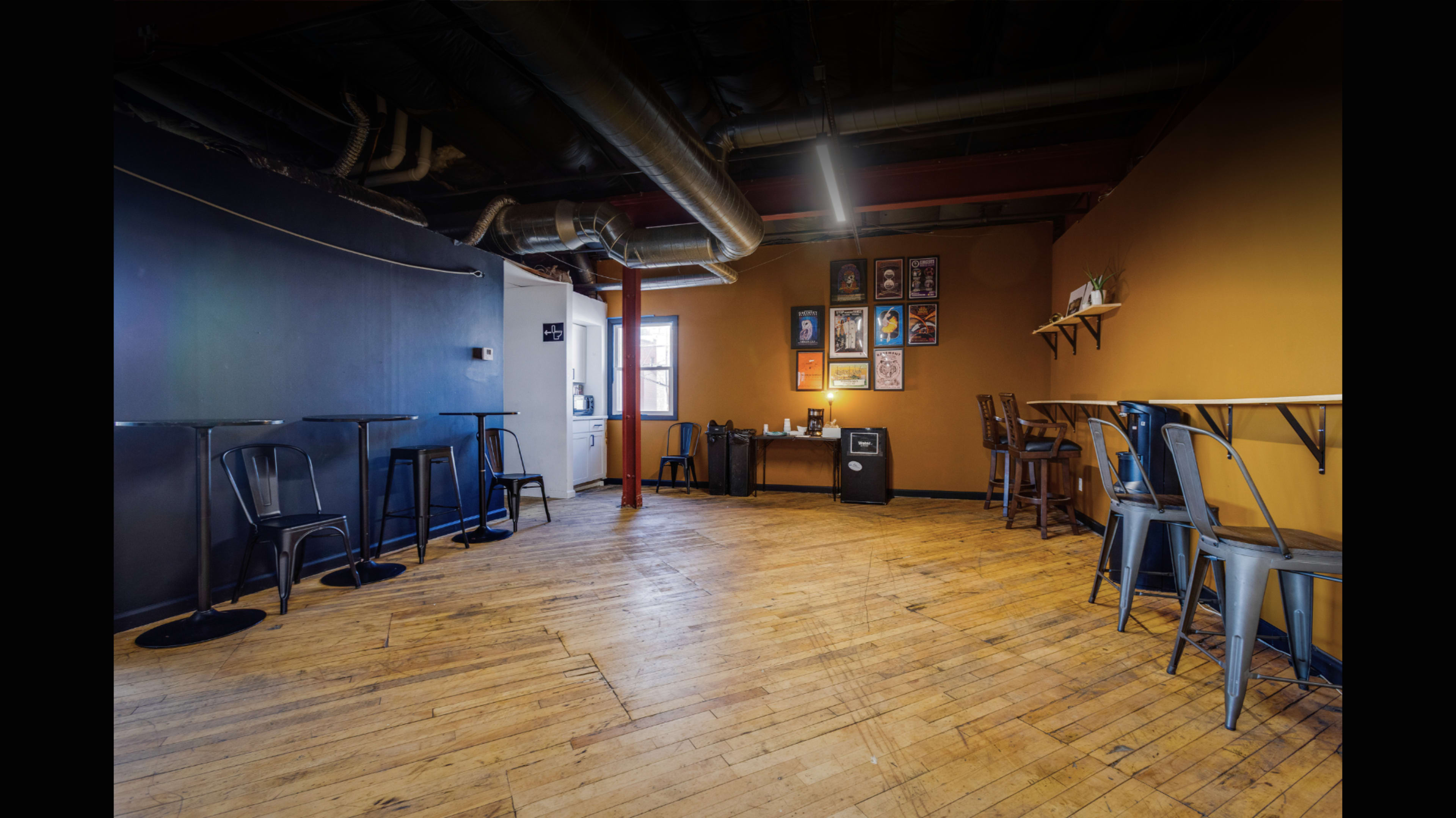 Elevated-Industrial Warehouse Studio Minutes from Downtown Image in Allentown, Pittsburgh, PA