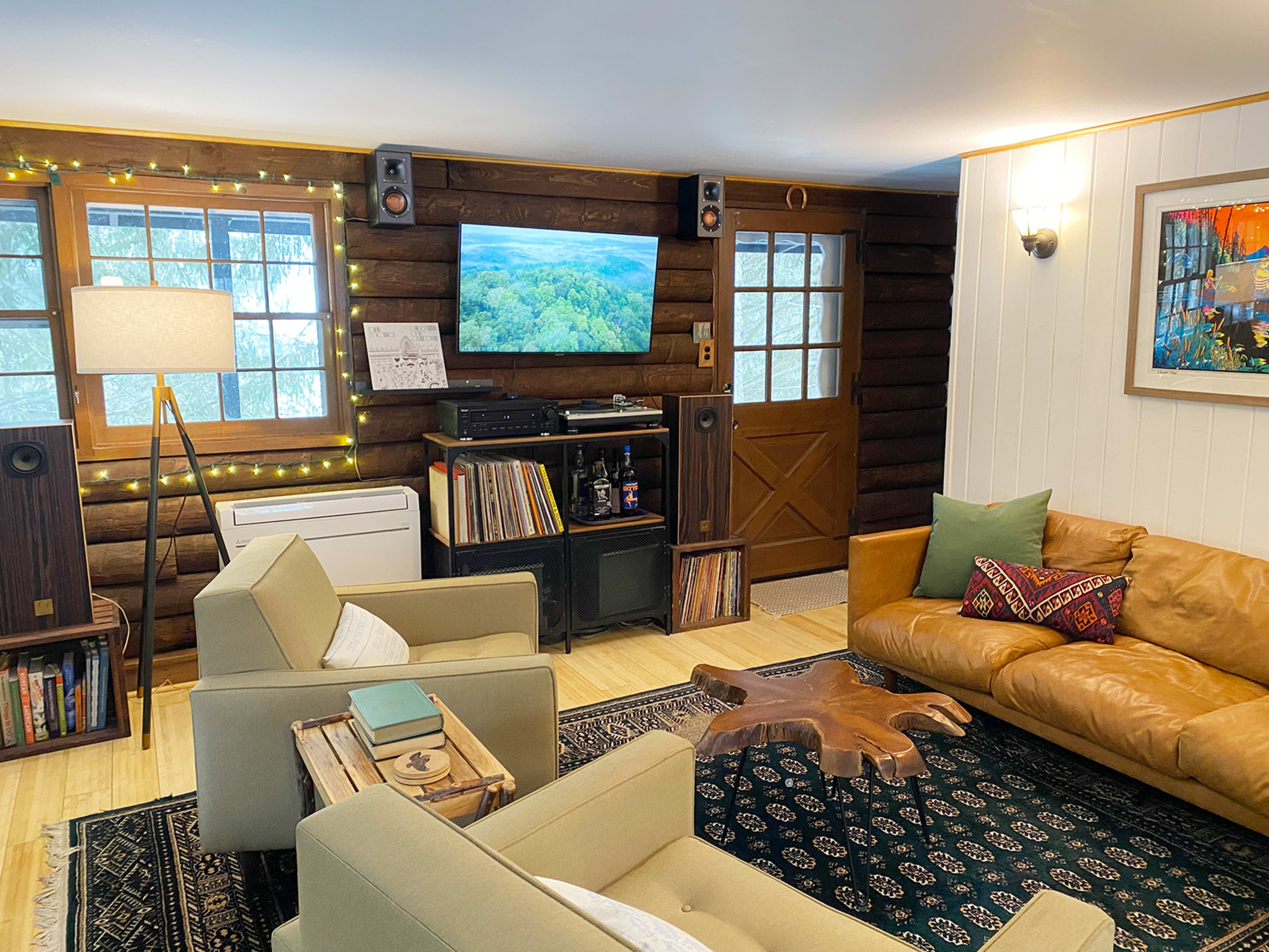 1970s Log Cabin in the Catskill Mountains Image in Colchester, Dowsville, NY
