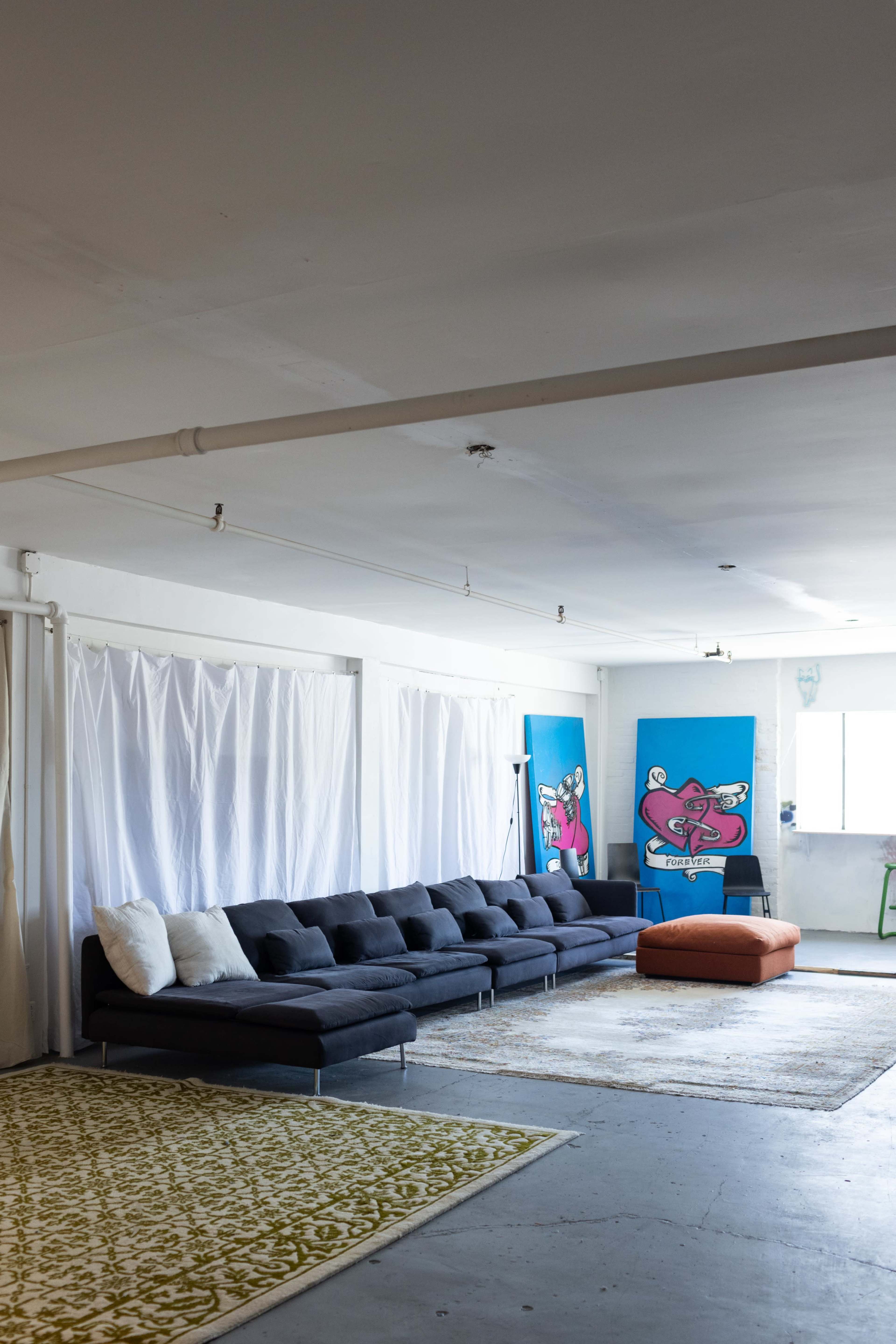Industrial large studio space with mountain view Image in Grandview-Woodland, Vancouver, BC